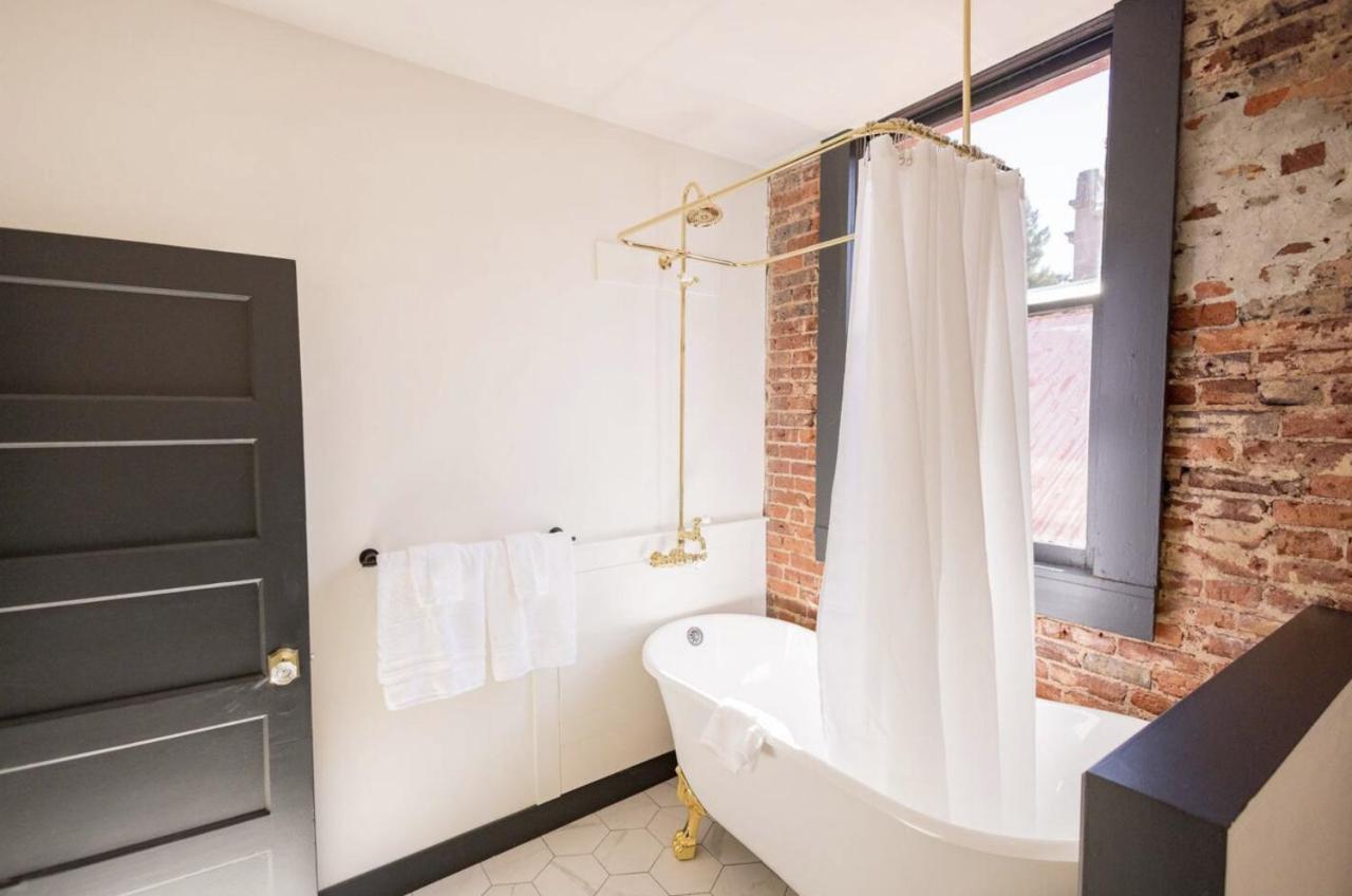 Speakeasy King Suite (Rm1) photo 8