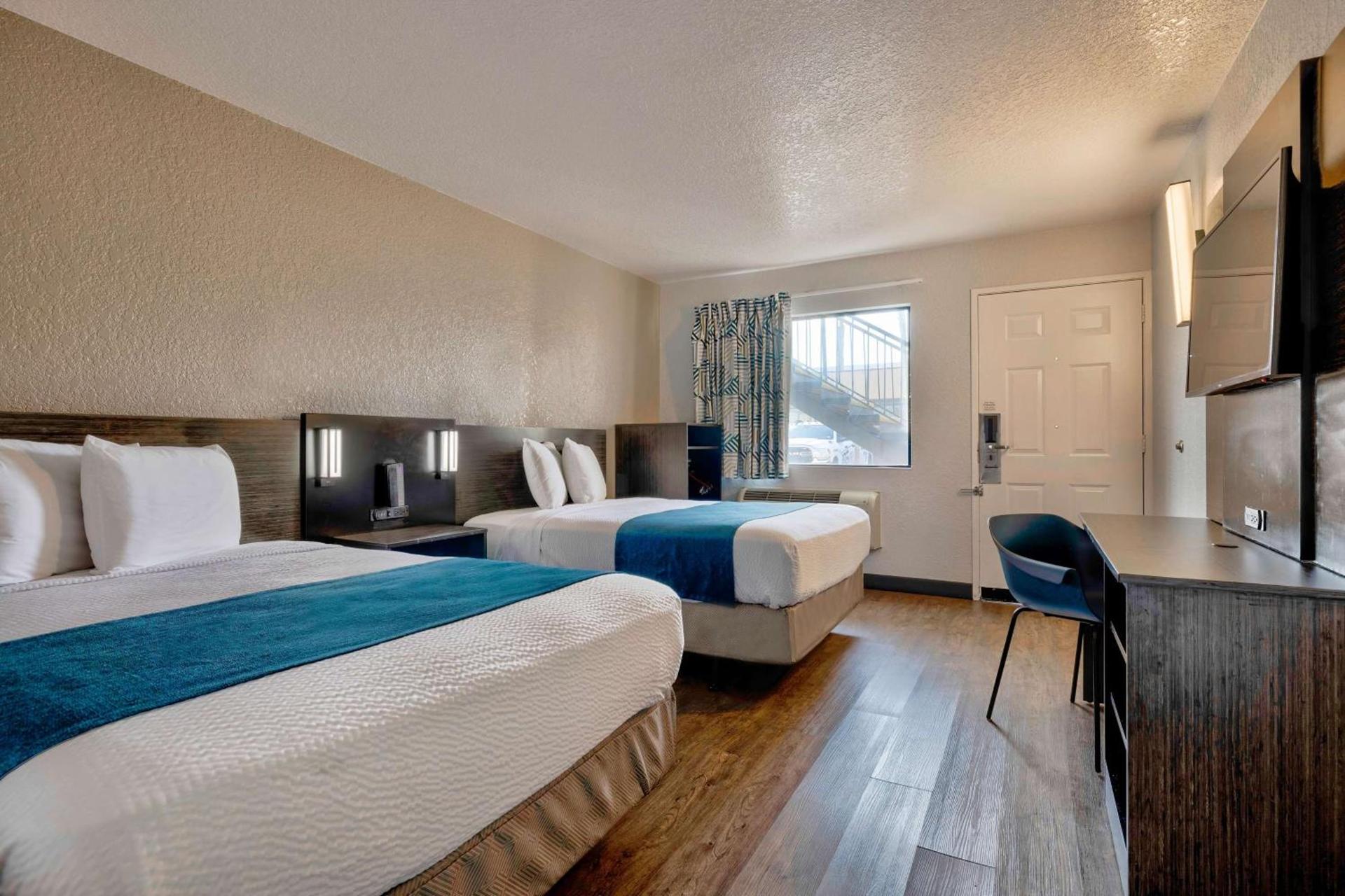 Motel 6-Anaheim, CA - Fullerton East photo 17
