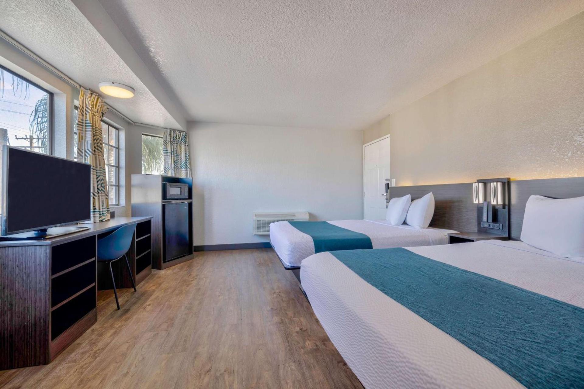 Motel 6-Anaheim, CA - Fullerton East photo 21