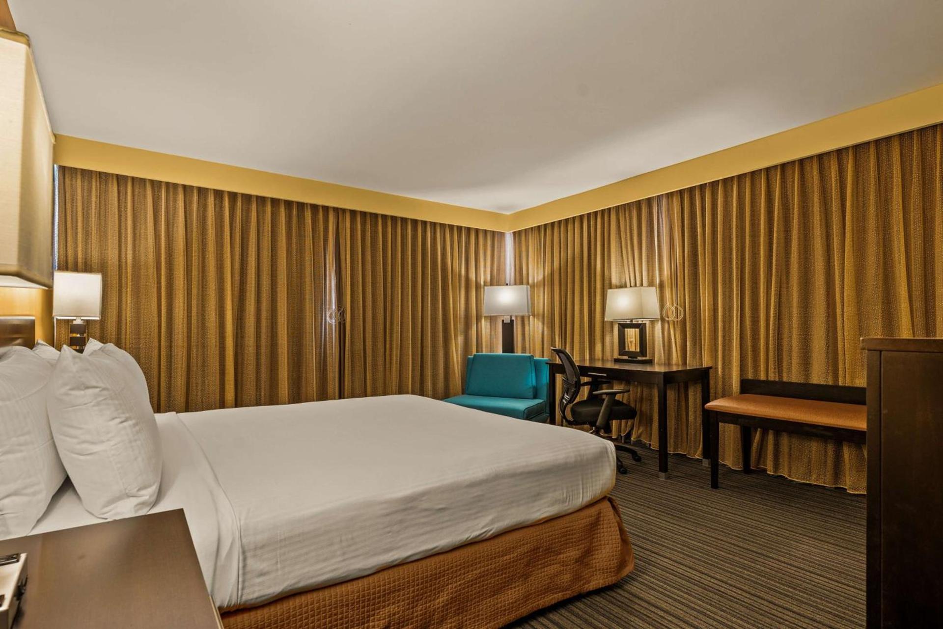 Best Western The Plaza Hotel Honolulu Airport - Free Breakfast photo 18