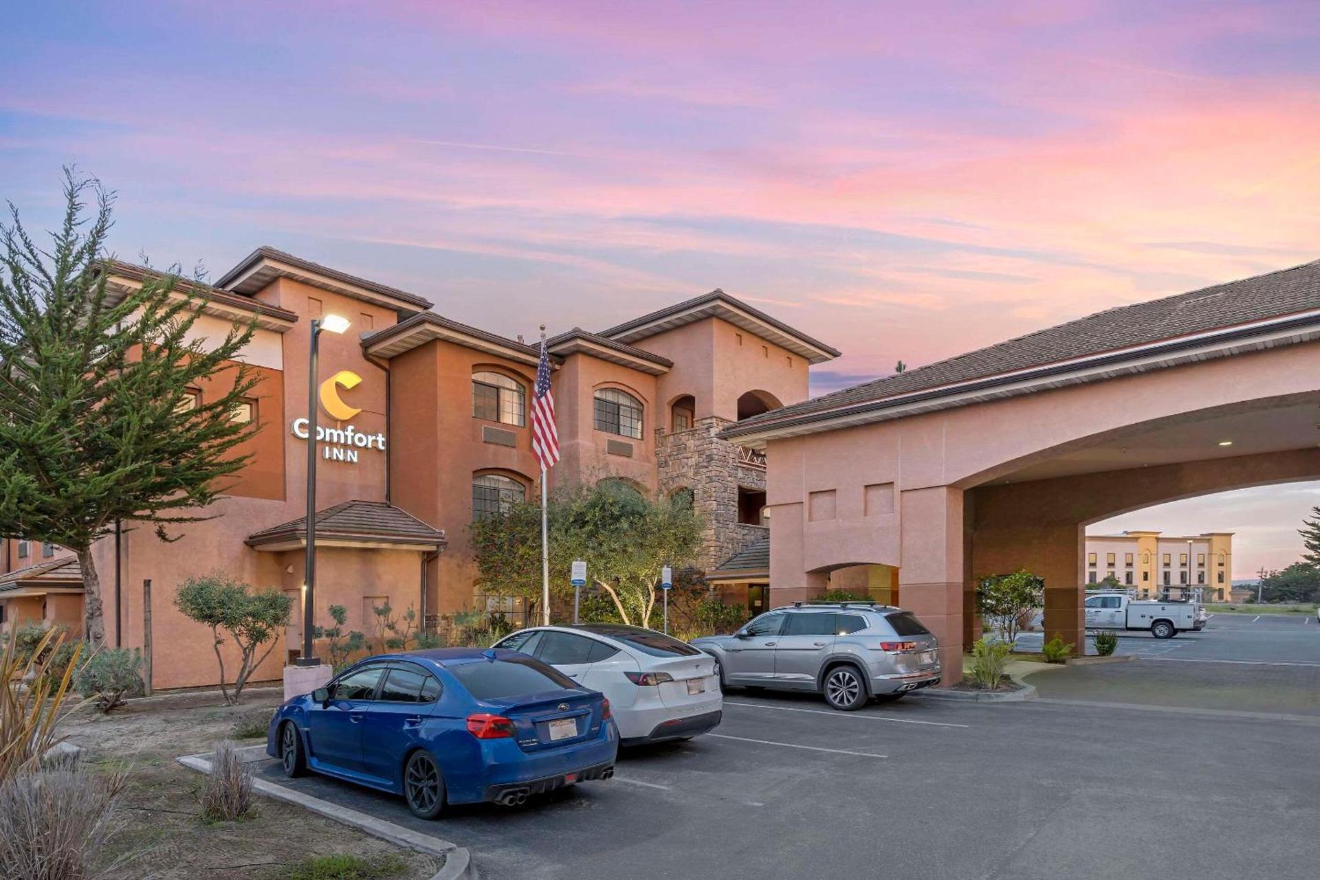 Comfort Inn Marina on the Monterey Bay photo 2