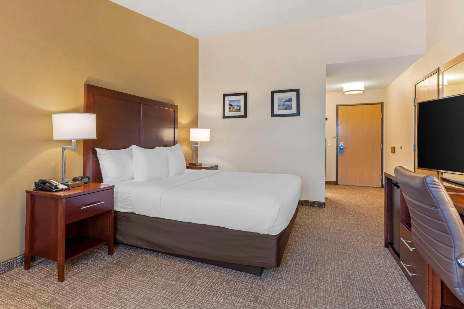 Comfort Inn Marina on the Monterey Bay photo 12