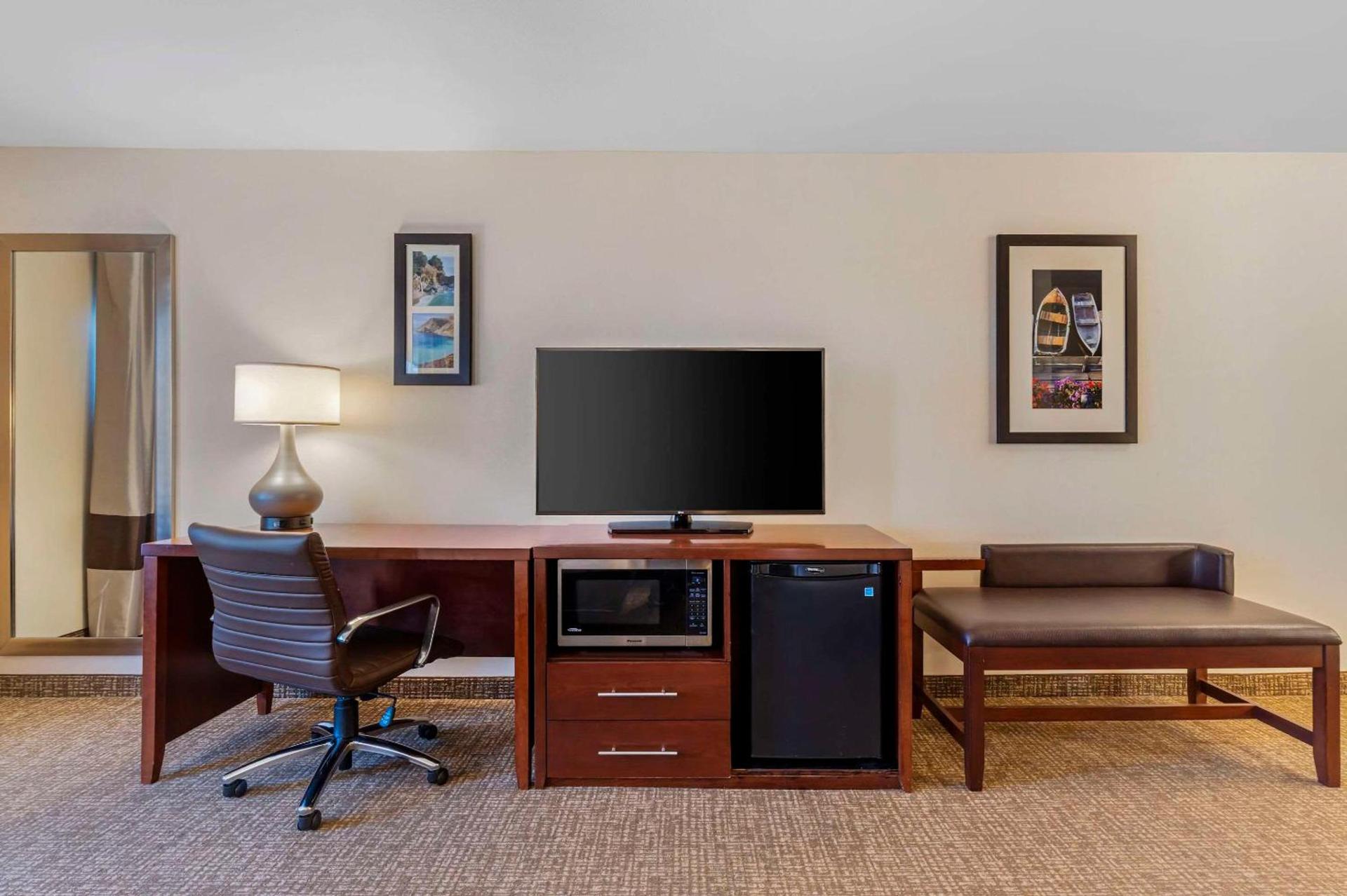Comfort Inn Marina on the Monterey Bay photo 30
