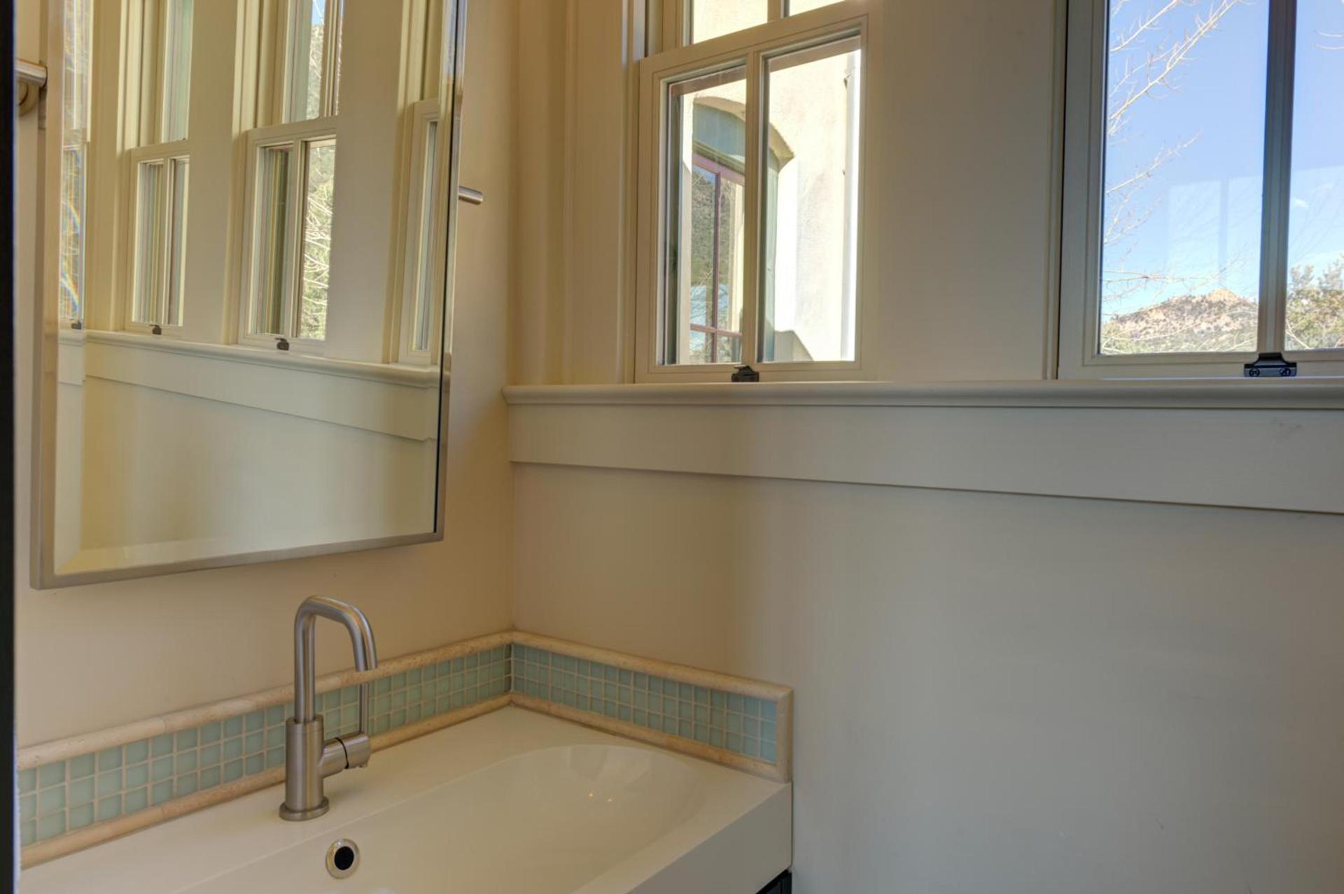 South Main Residences by Surf Hotel photo 79