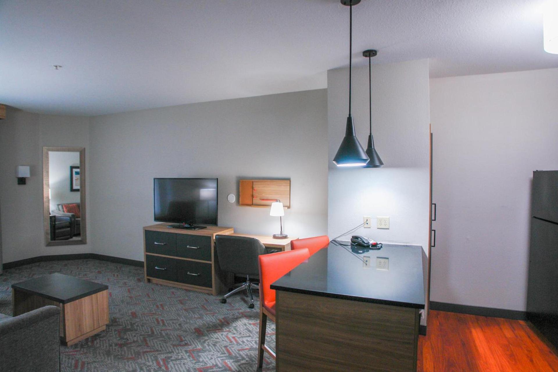 Candlewood Suites Houston I-10 East by IHG photo 58