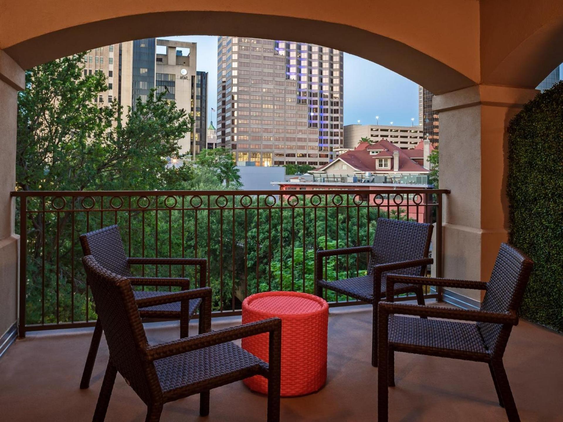Hotel Indigo San Antonio Riverwalk by IHG photo 62