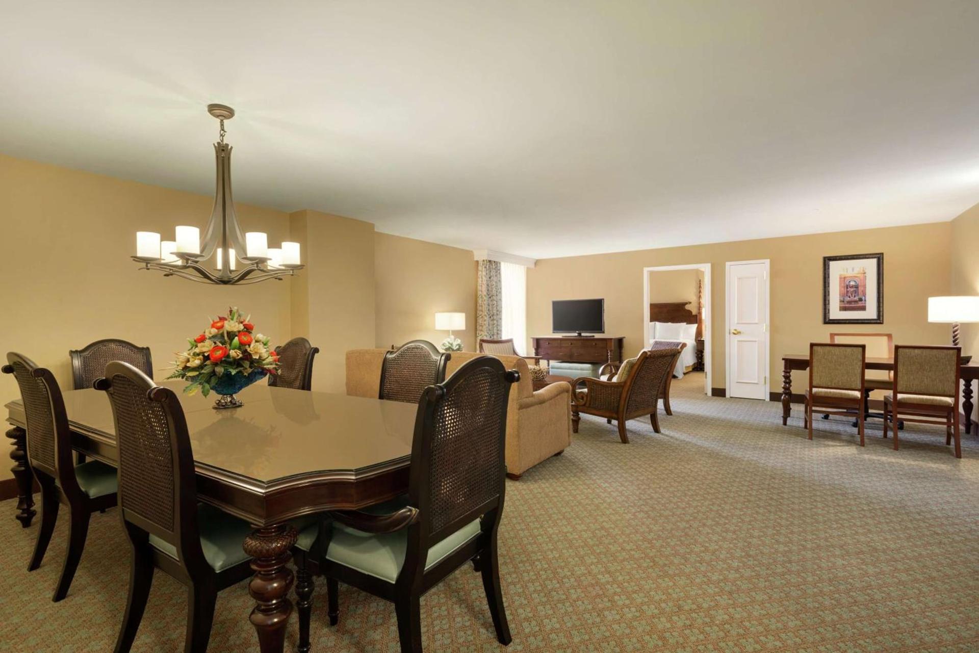 Embassy Suites Savannah Historic District photo 30