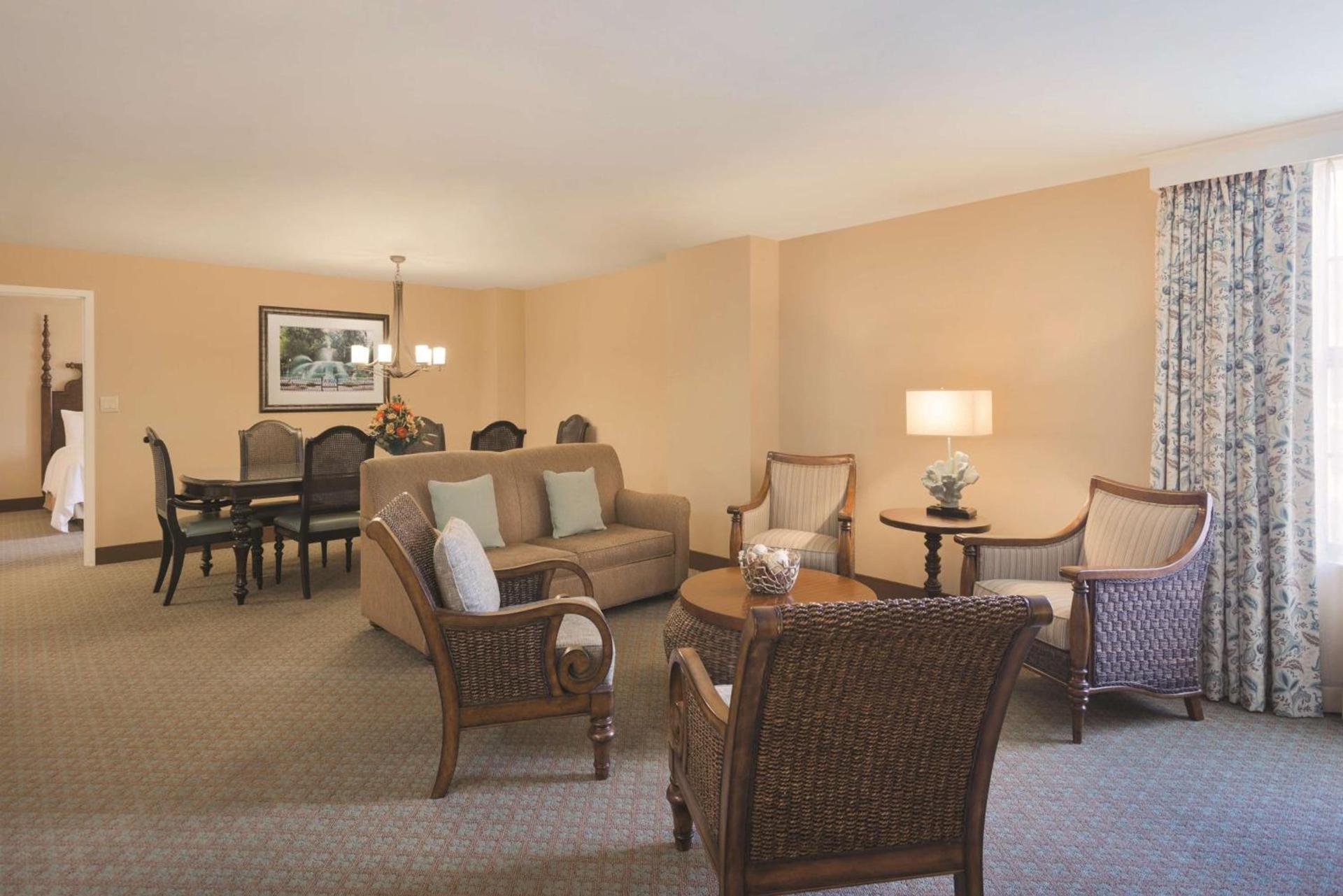 Embassy Suites Savannah Historic District photo 31