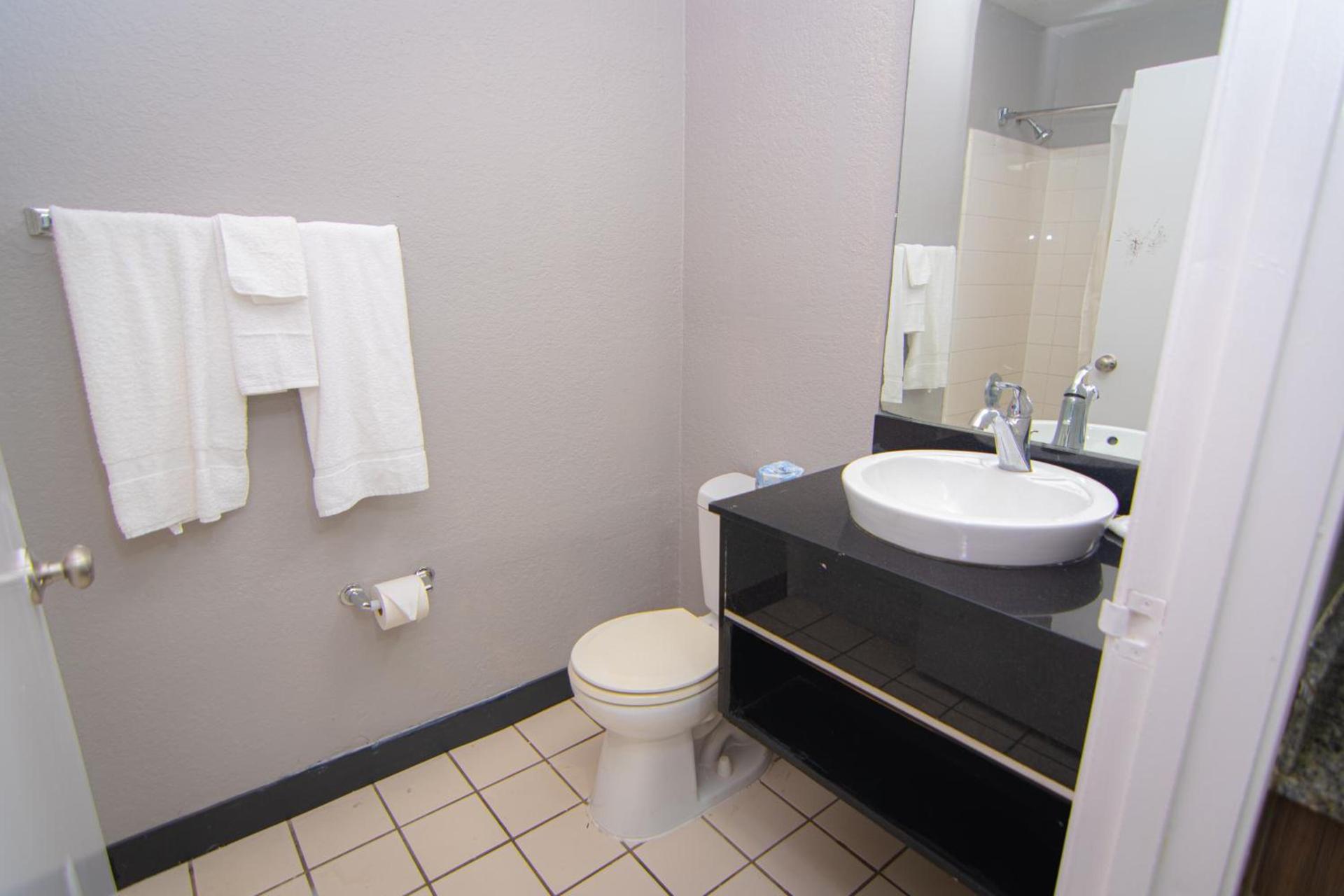 Studio 6 Extended Stay - West Palm Beach, FL photo 35
