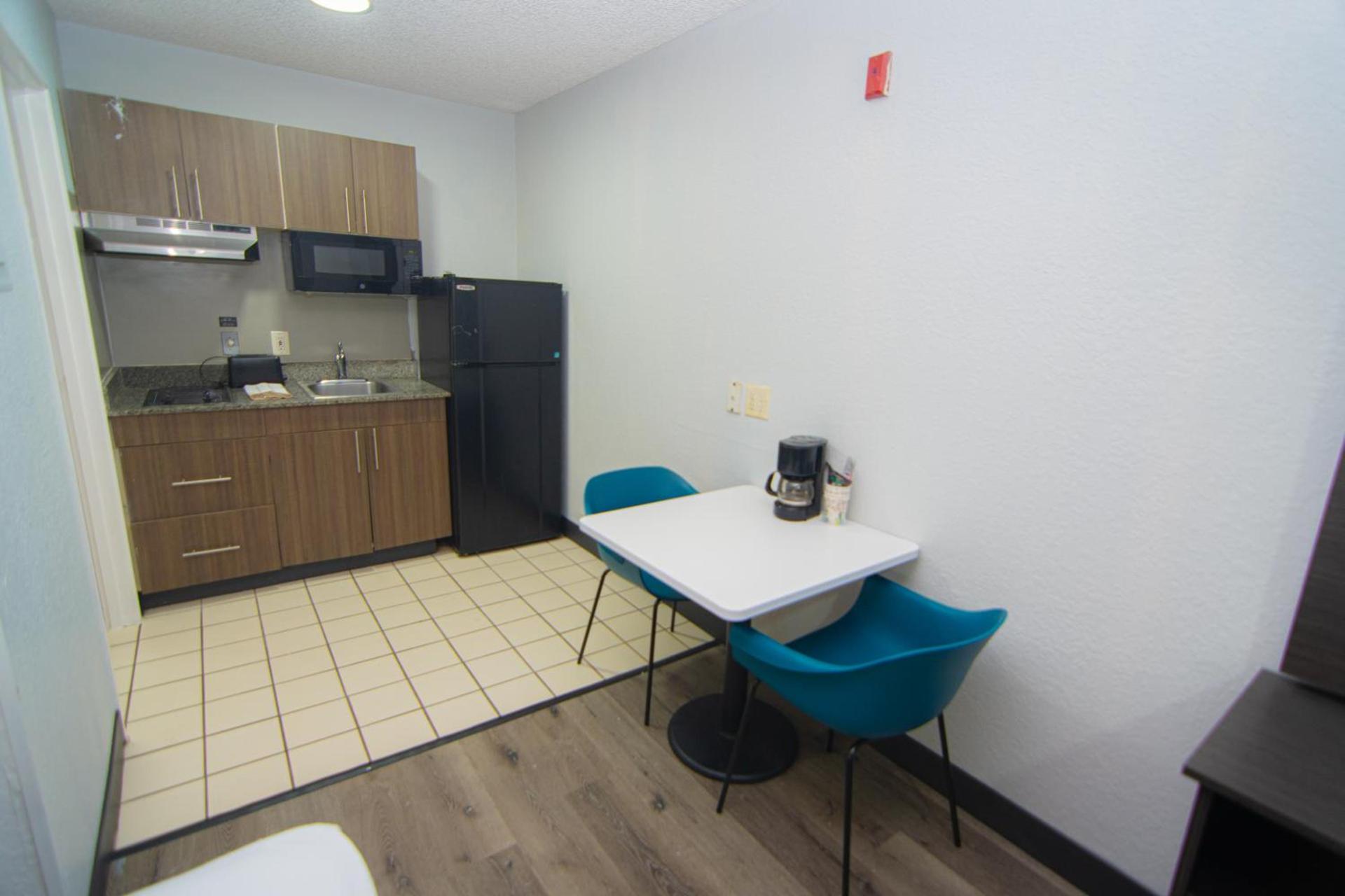 Studio 6 Extended Stay - West Palm Beach, FL photo 27