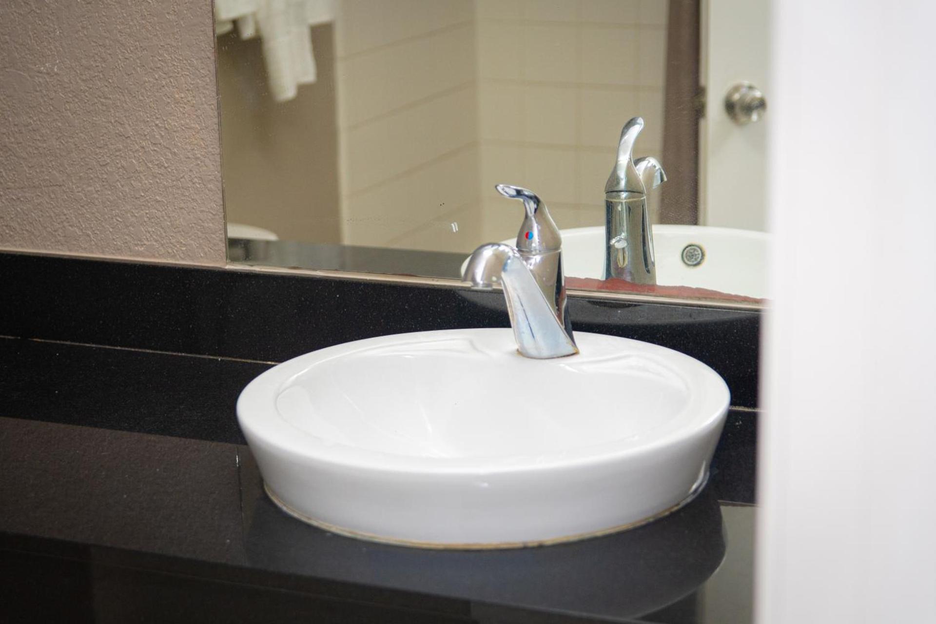 Studio 6 Extended Stay - West Palm Beach, FL photo 46