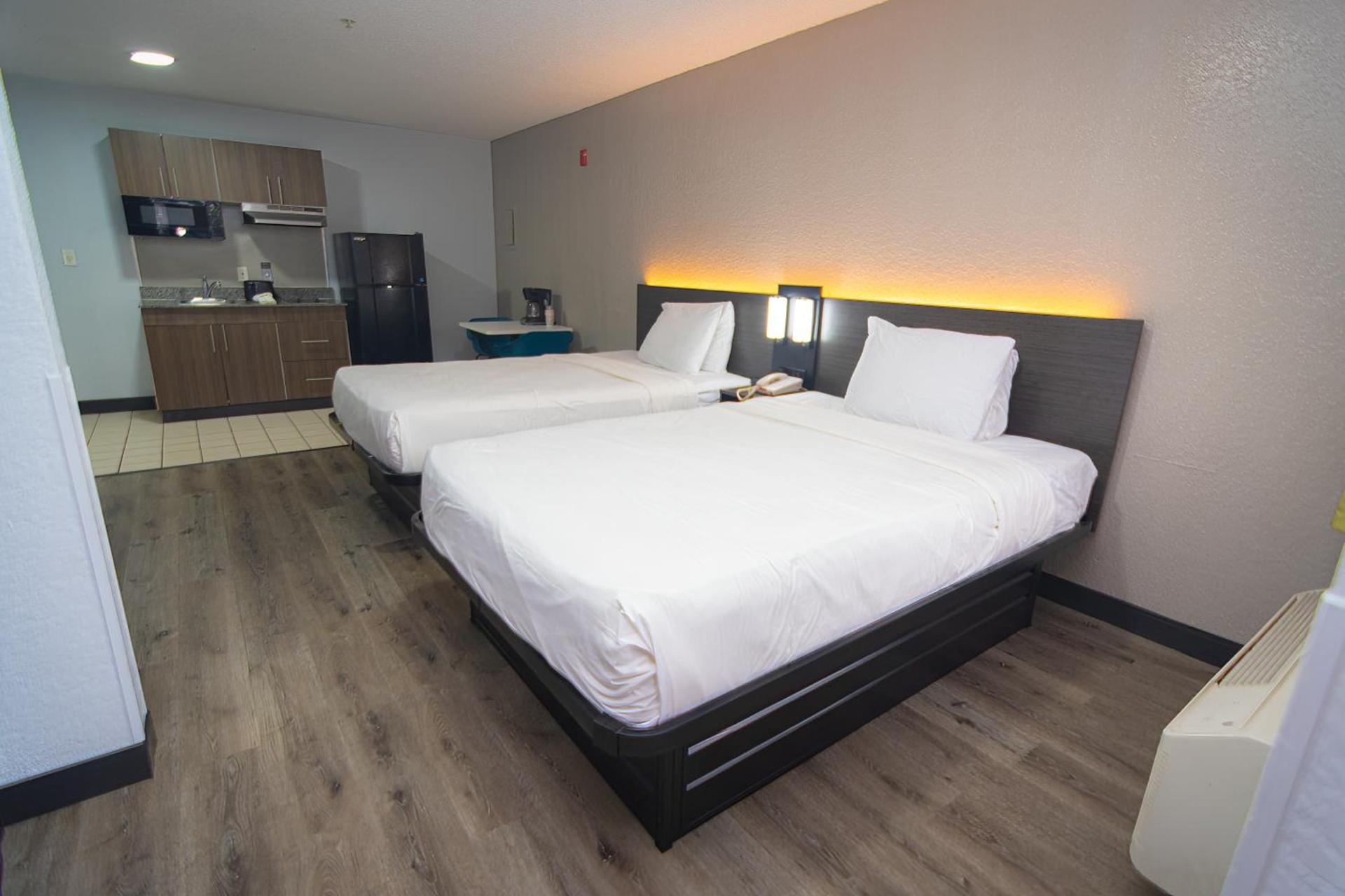 Studio 6 Extended Stay - West Palm Beach, FL photo 4