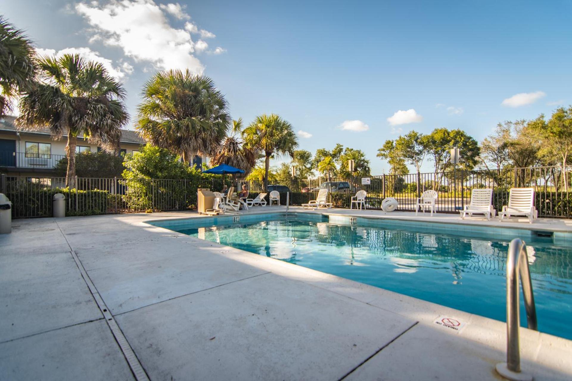 Motel 6-Ft. Pierce, FL photo 42