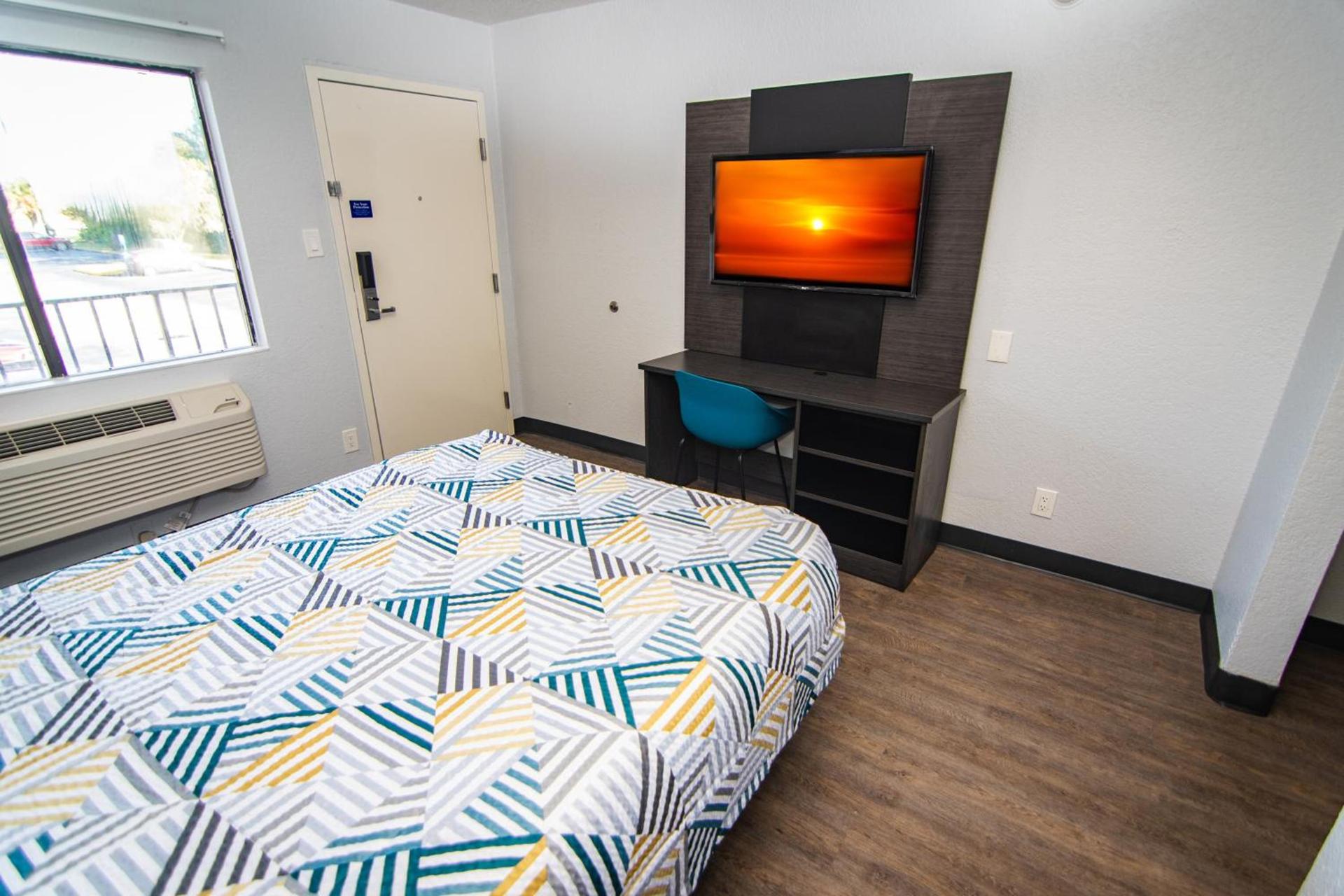 Motel 6-Ft. Pierce, FL photo 44