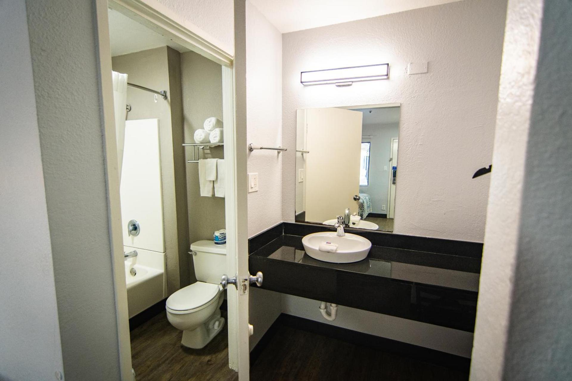 Motel 6-Ft. Pierce, FL photo 54