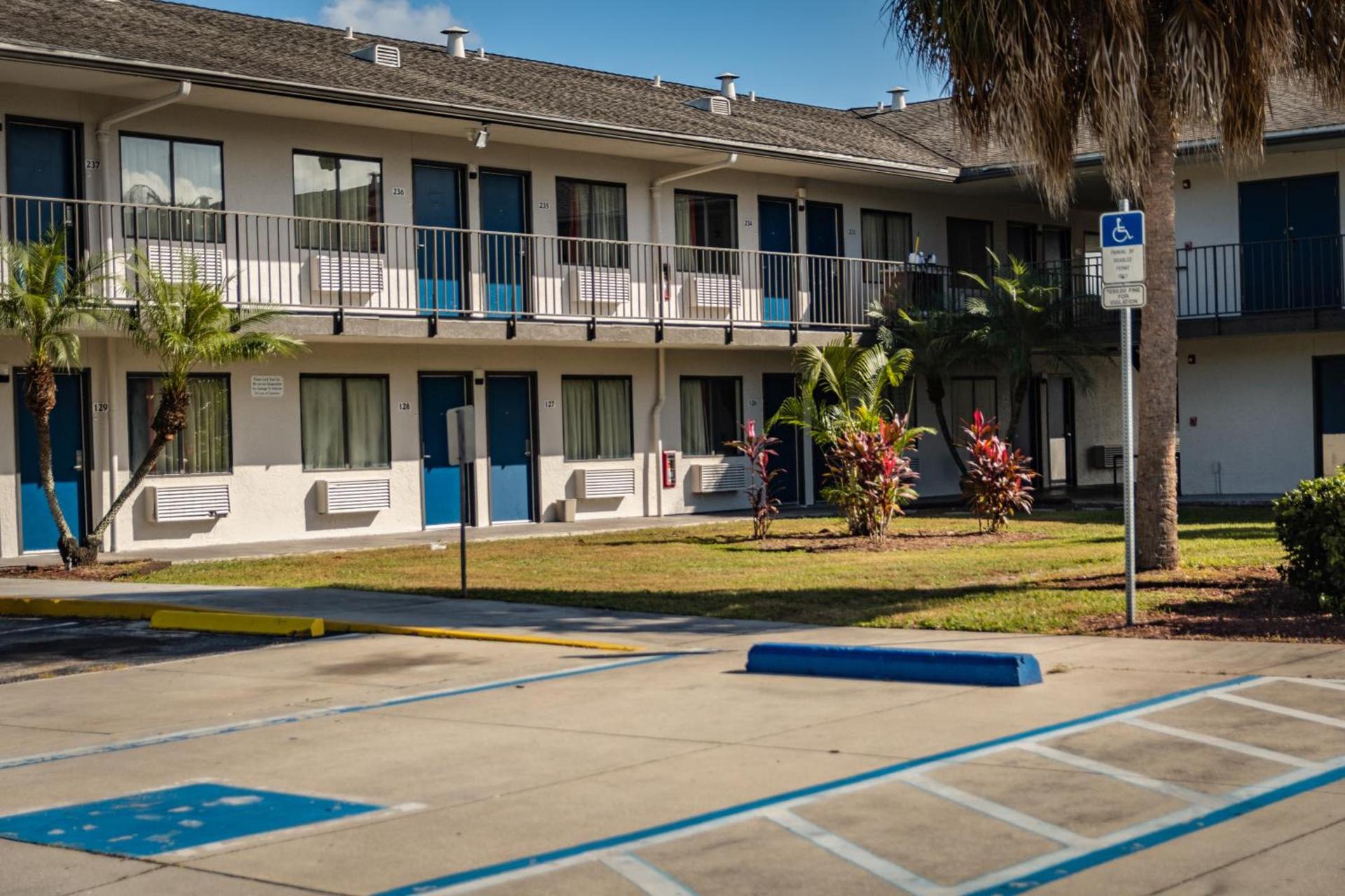 Motel 6-Ft. Pierce, FL photo 56
