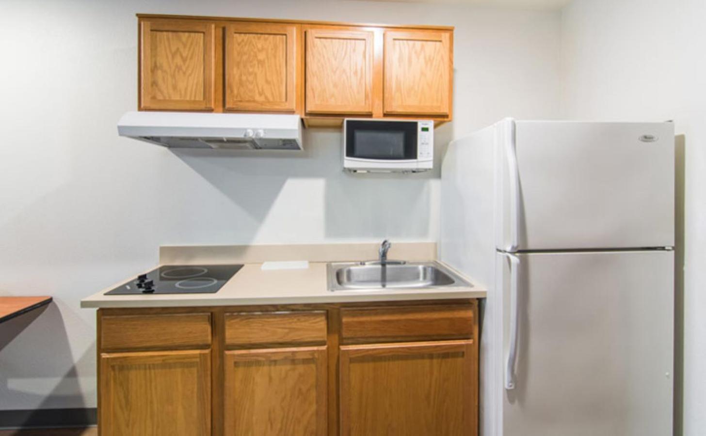 WoodSpring Suites Port Orange - Daytona Beach photo 37