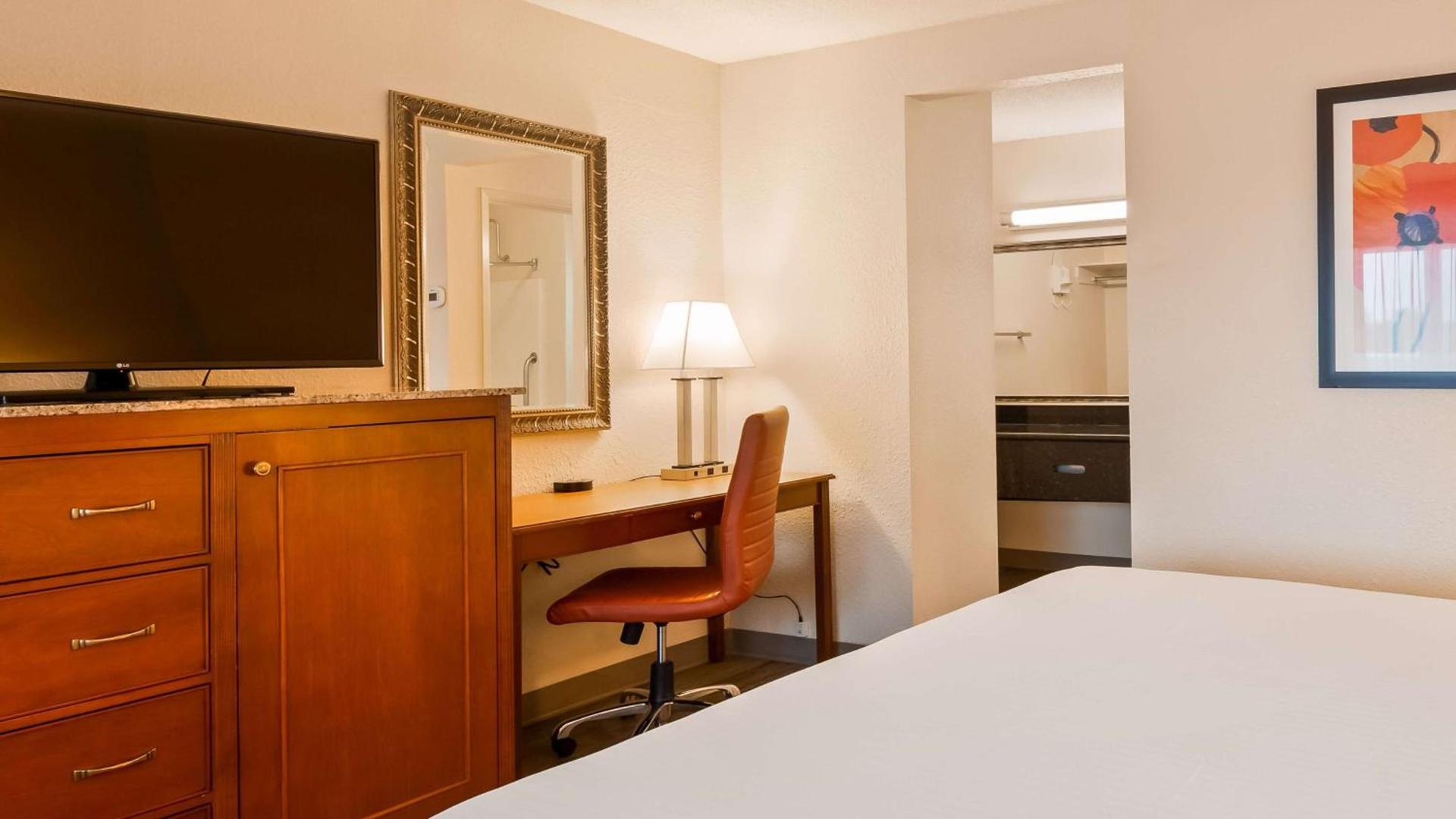 Best Western Golden Key photo 21