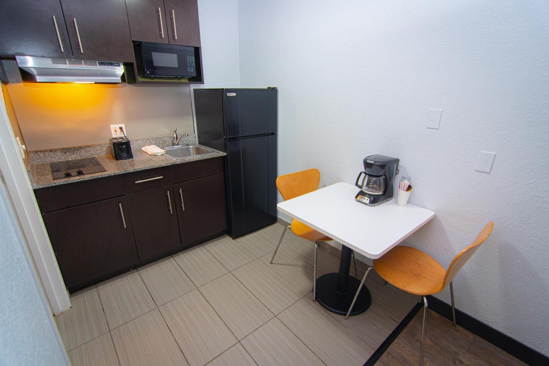 Studio 6 Extended Stay - Coral Springs, FL- Fort Lauderdale photo 63