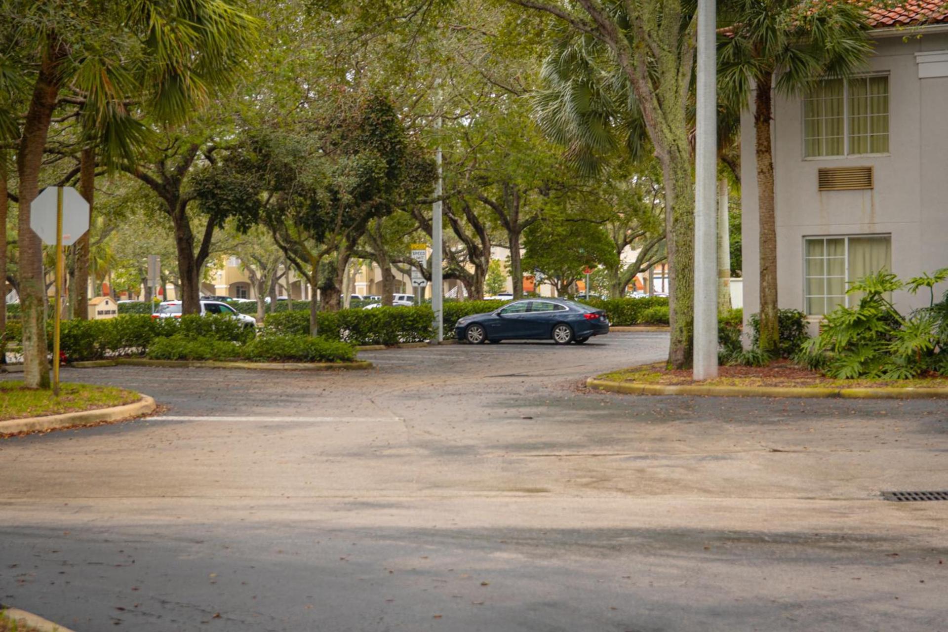 Studio 6 Extended Stay - Coral Springs, FL- Fort Lauderdale photo 56