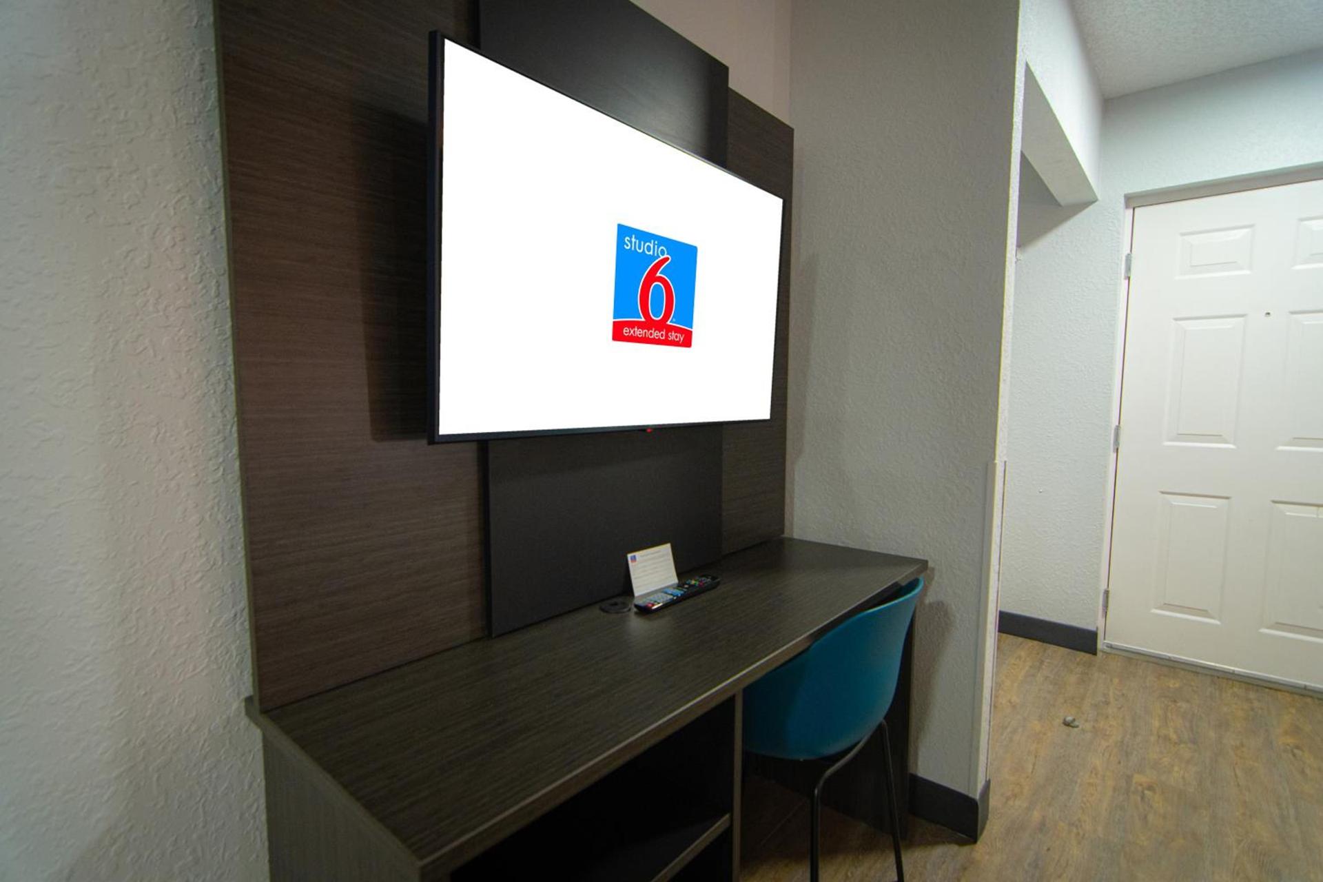 Studio 6 Extended Stay - Coral Springs, FL- Fort Lauderdale photo 62