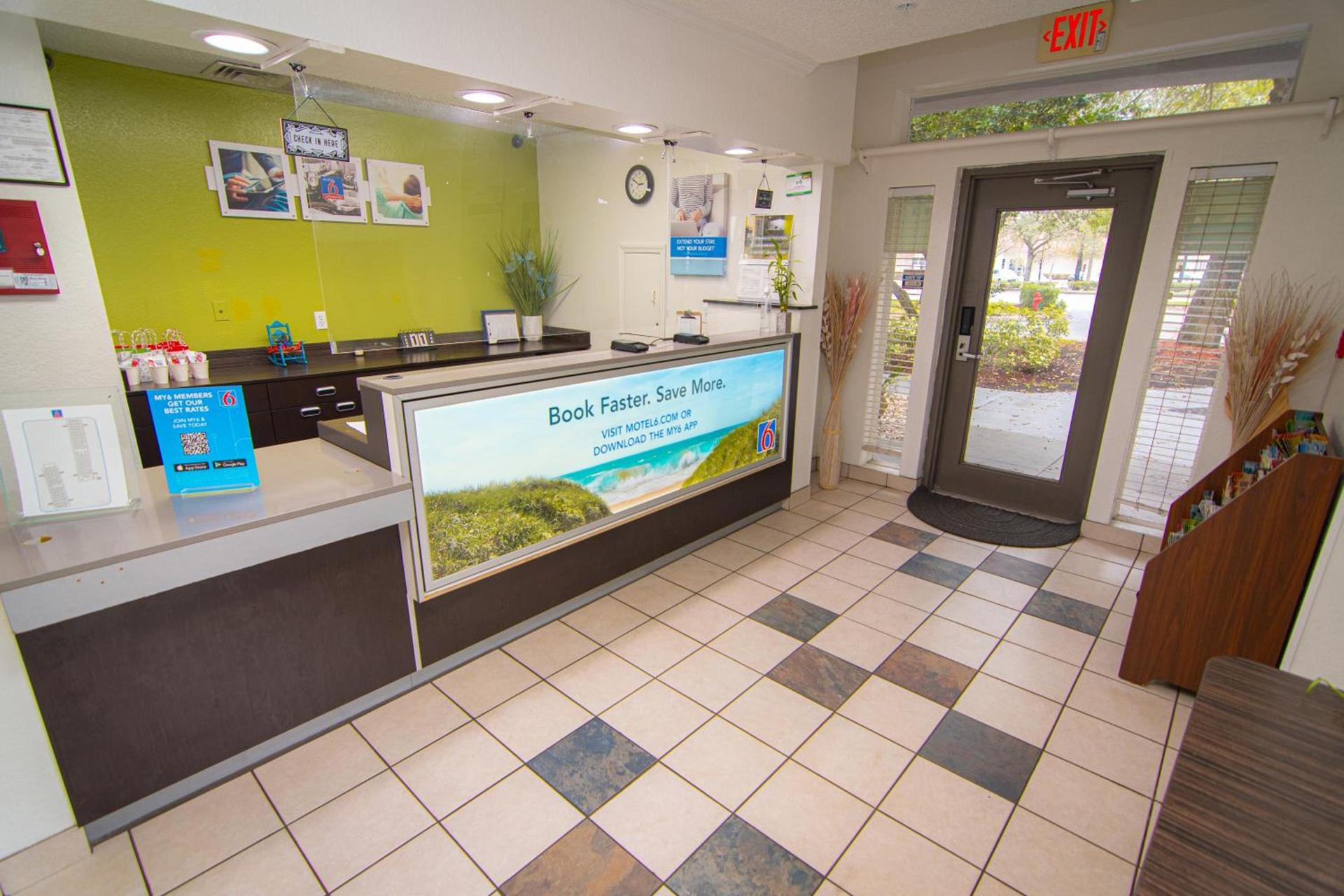 Studio 6 Extended Stay - Coral Springs, FL- Fort Lauderdale photo 59