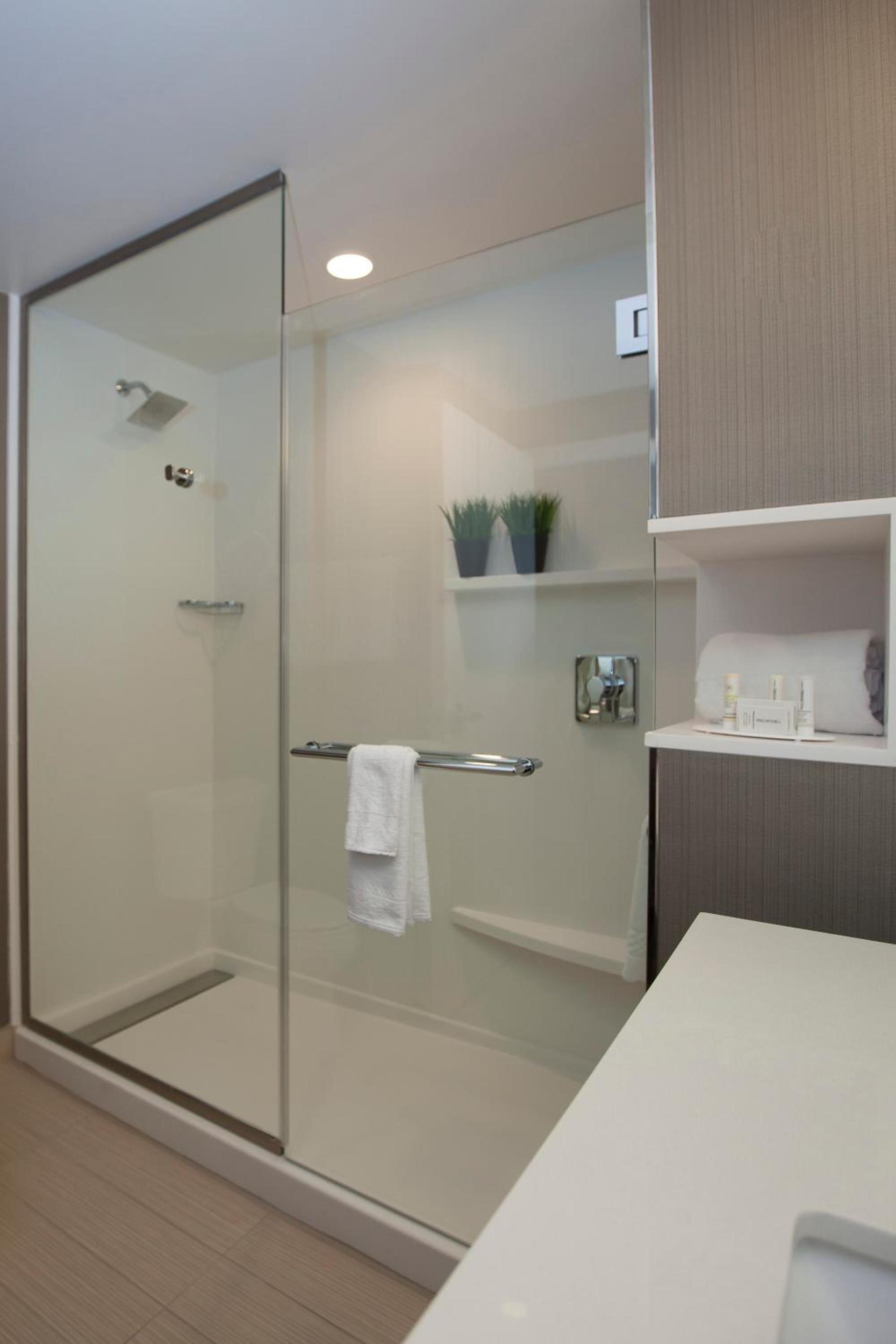 Courtyard by Marriott Houston City Place photo 43