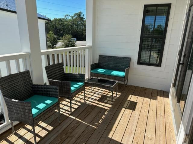 Wolf Bay Hangout photo 23