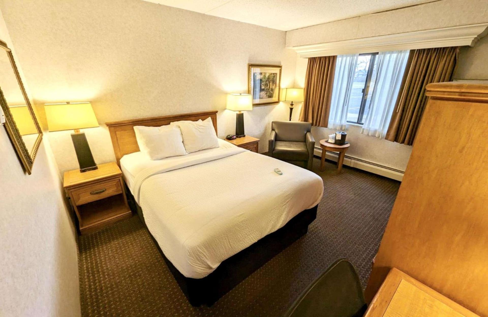 Best Western Plus Kelly Inn photo 8
