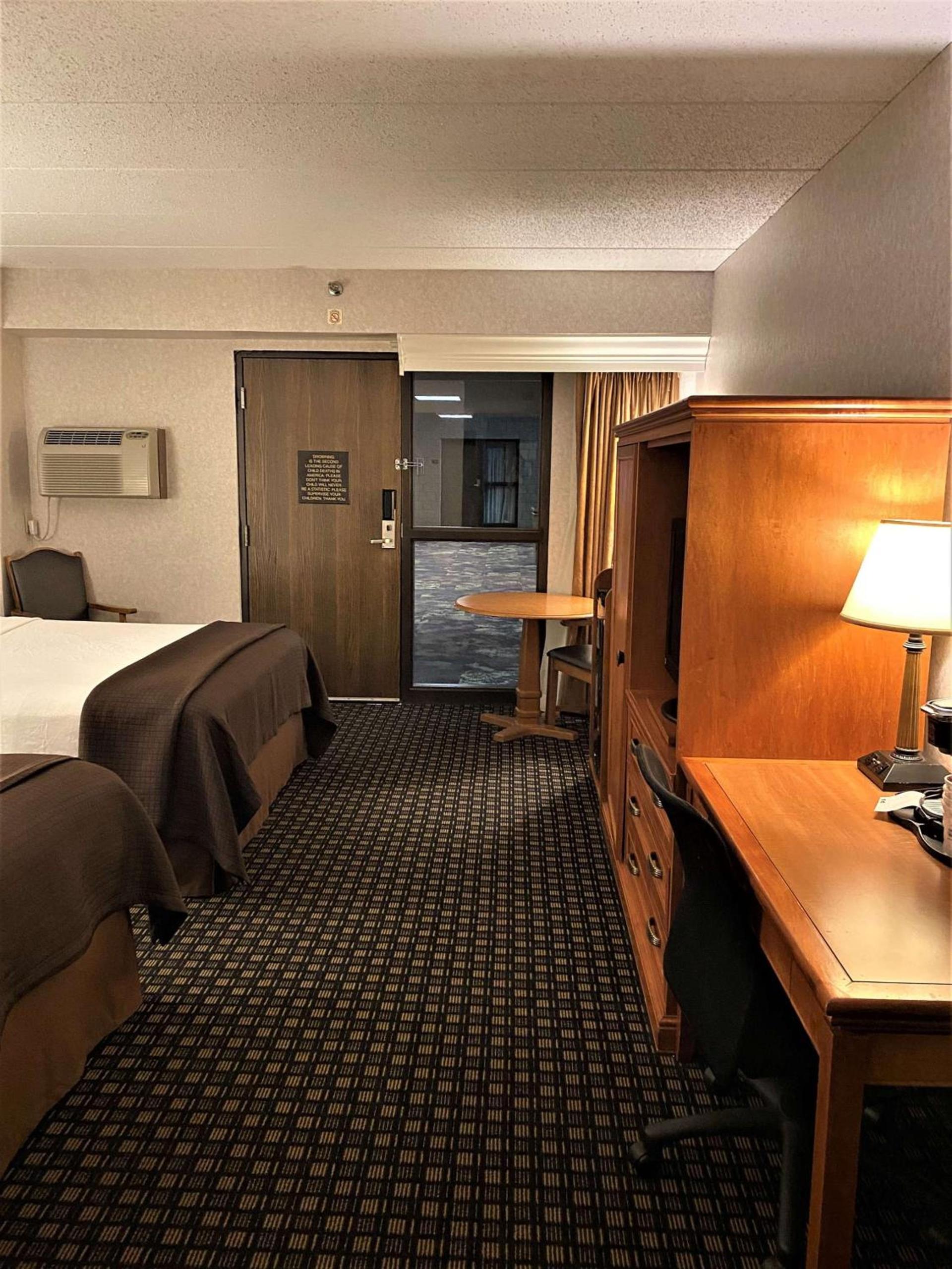 Best Western Plus Kelly Inn photo 22