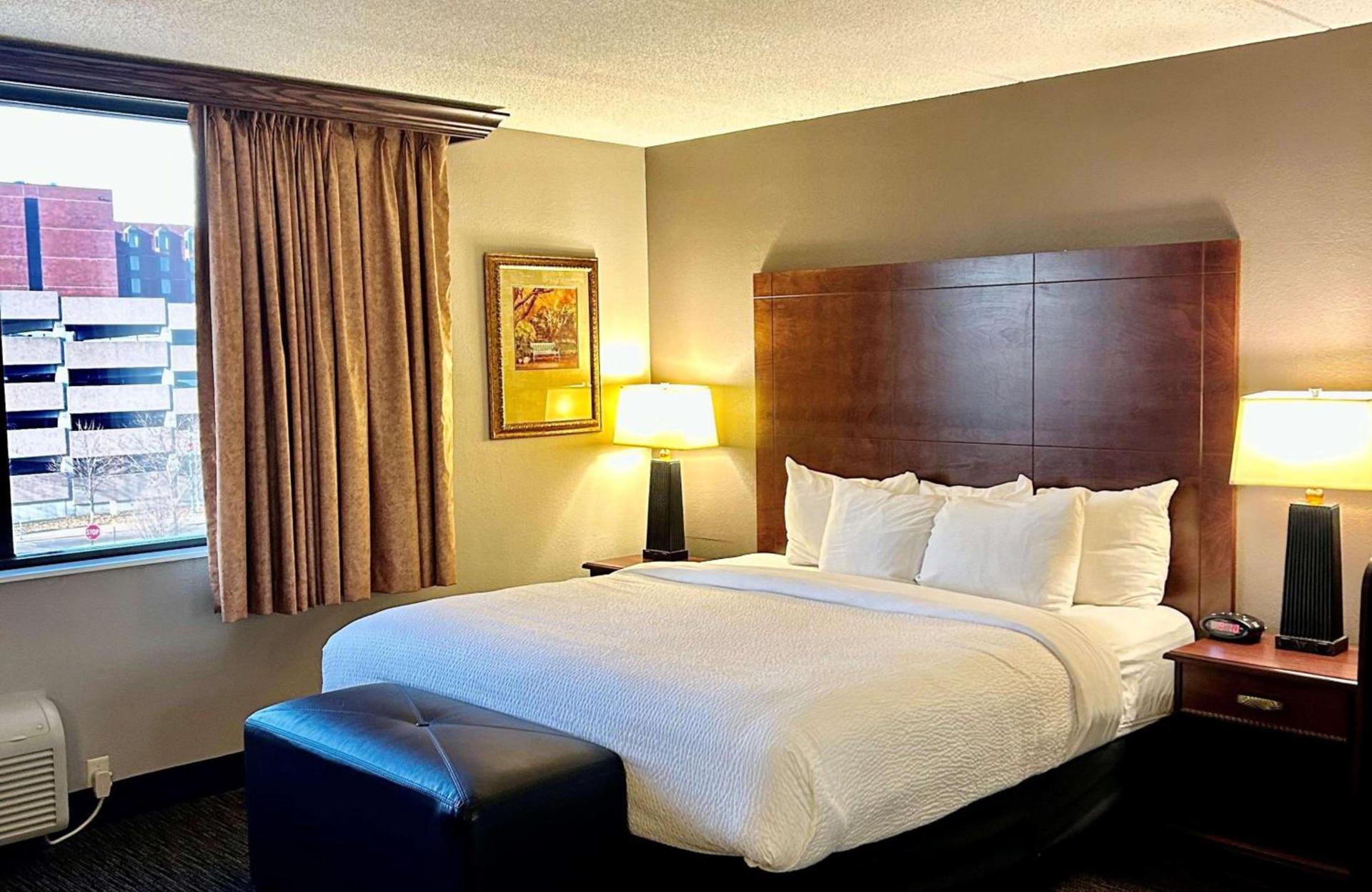 Best Western Plus Kelly Inn photo 31