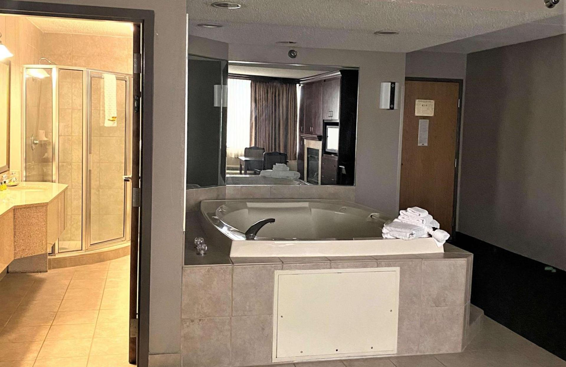 Best Western Plus Kelly Inn photo 30