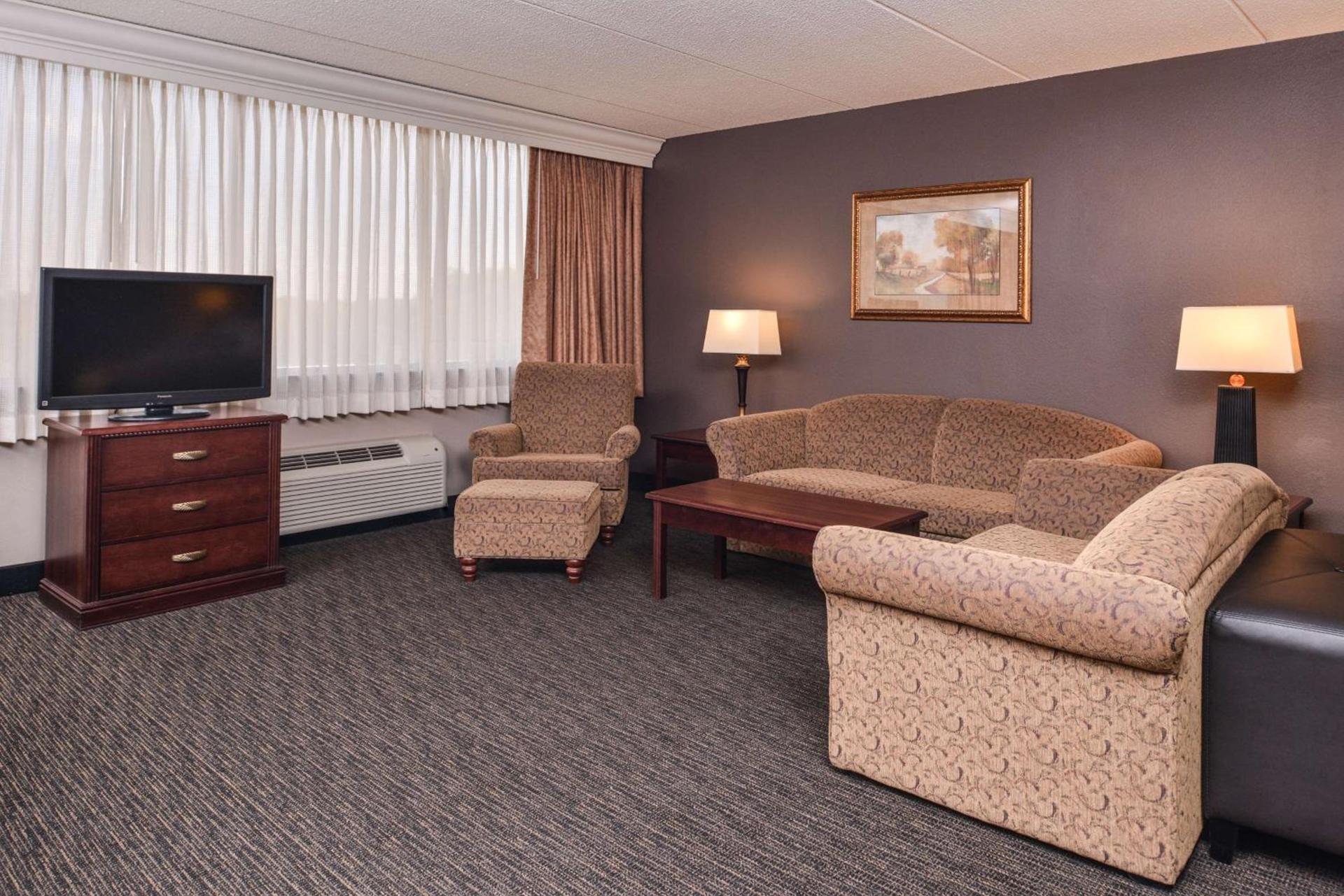 Best Western Plus Kelly Inn photo 27