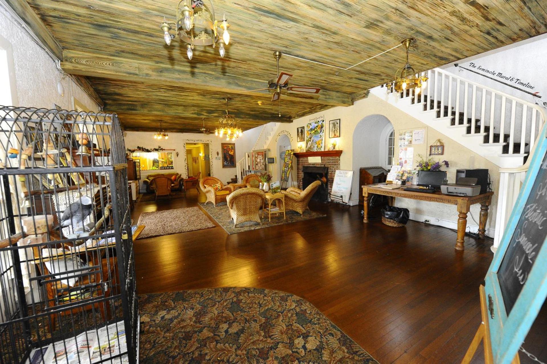 Seminole Inn photo 7