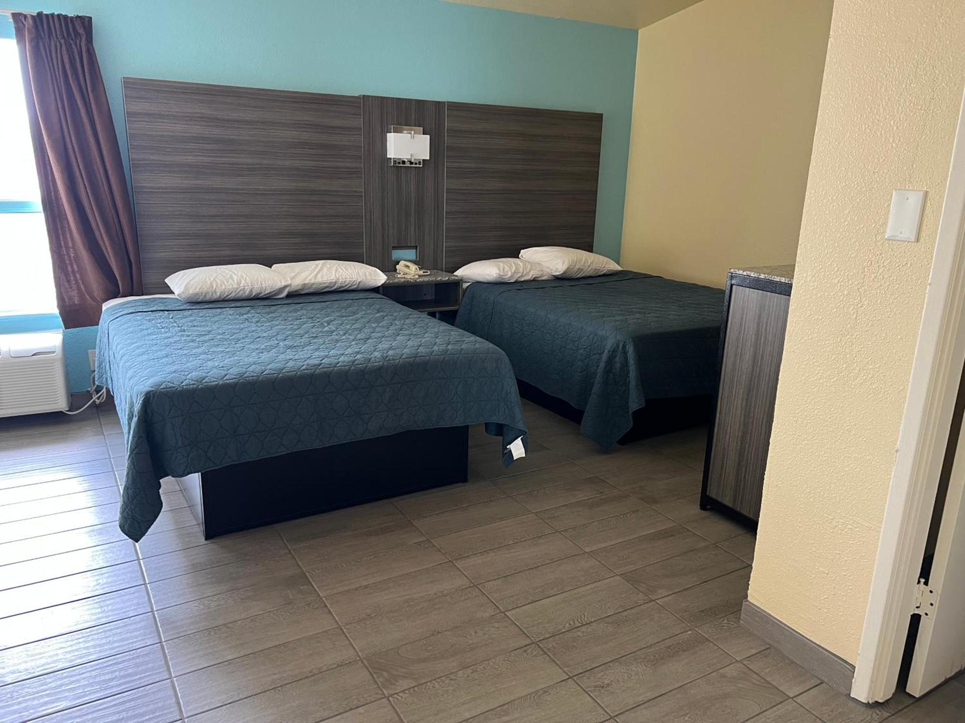 EL TEJAS MOTEL photo 1