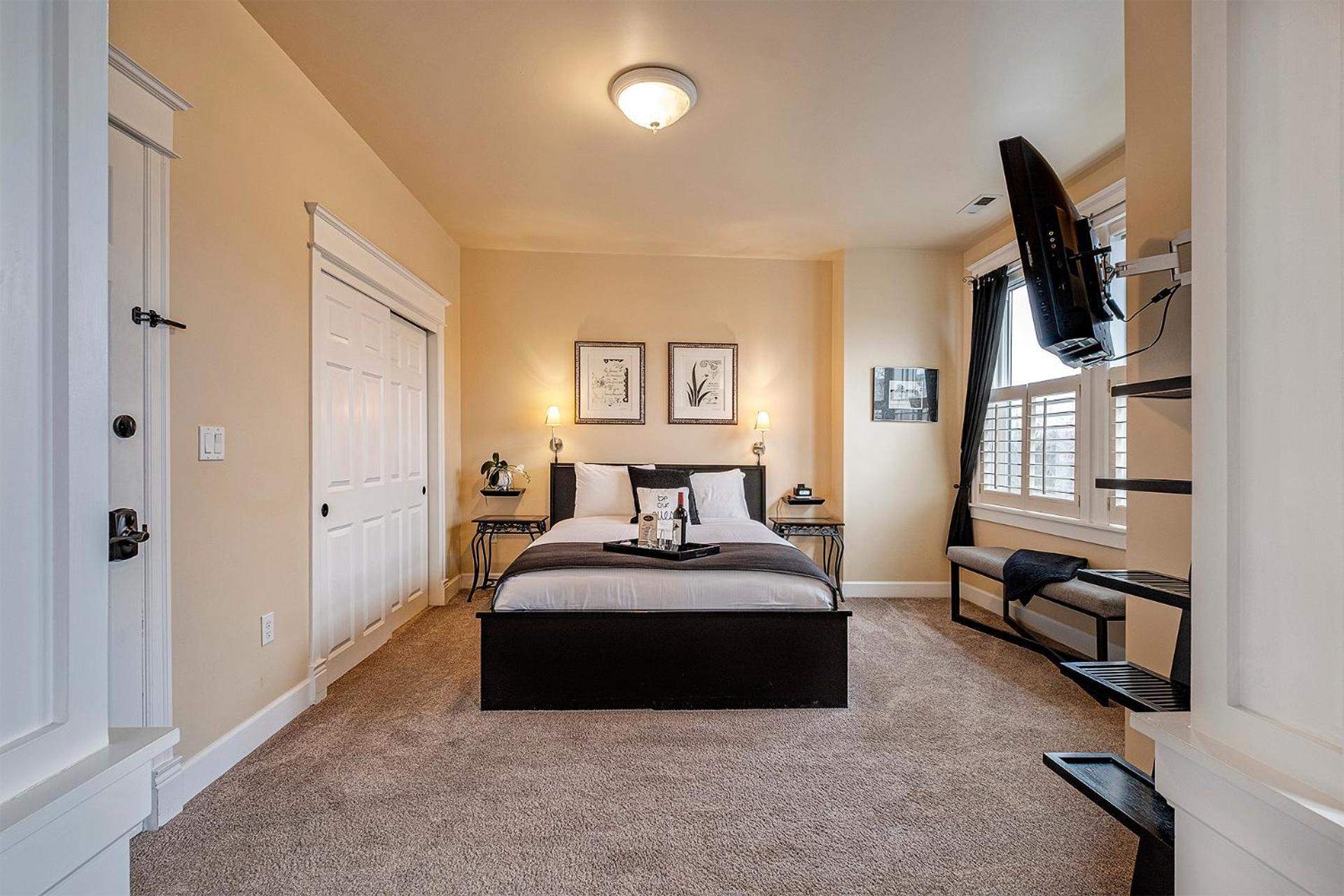 The Orenco Station Hotel photo 43