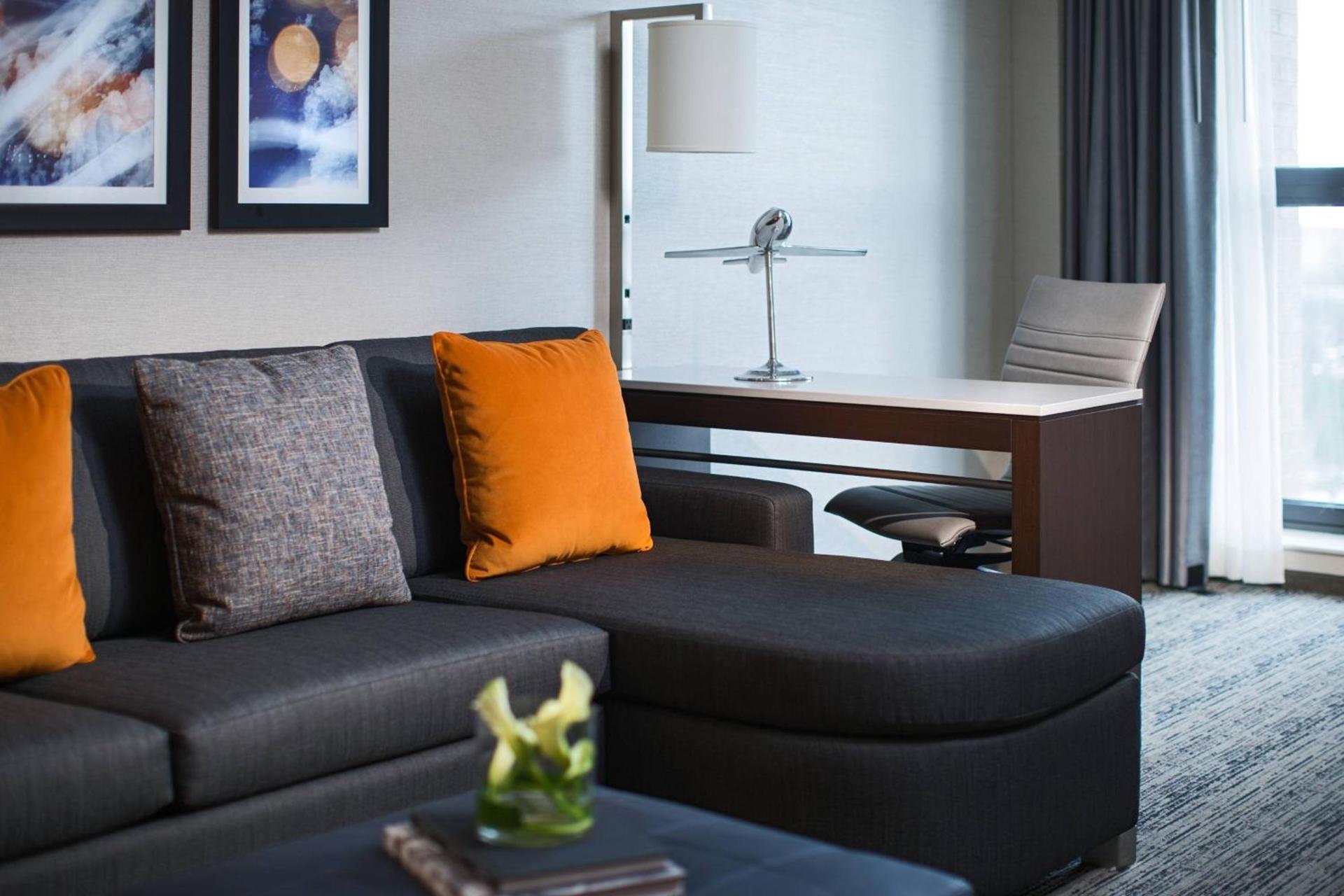 Chicago Marriott Suites O'Hare photo 7