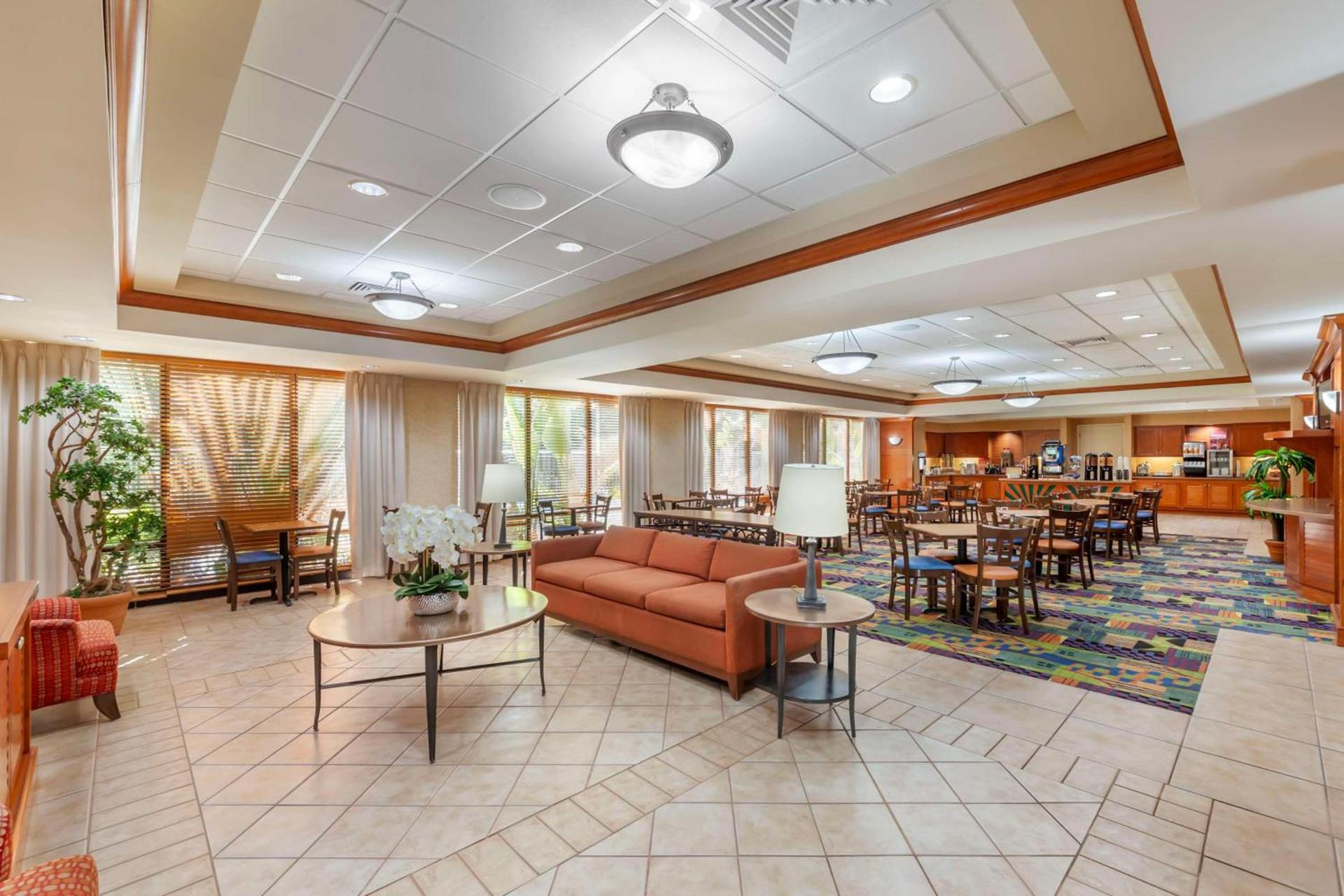 Best Western Plus Kendall Hotel & Suites photo 16