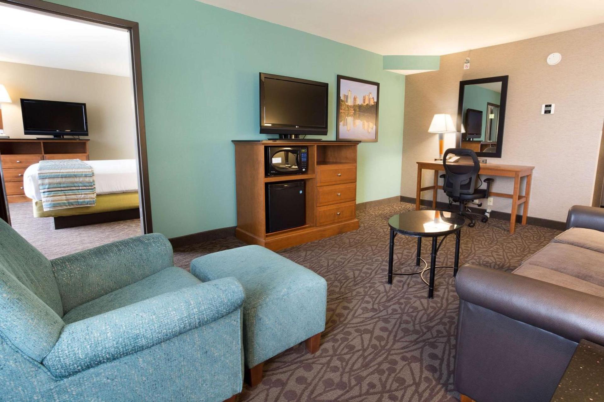 Drury Inn & Suites Atlanta Morrow photo 10