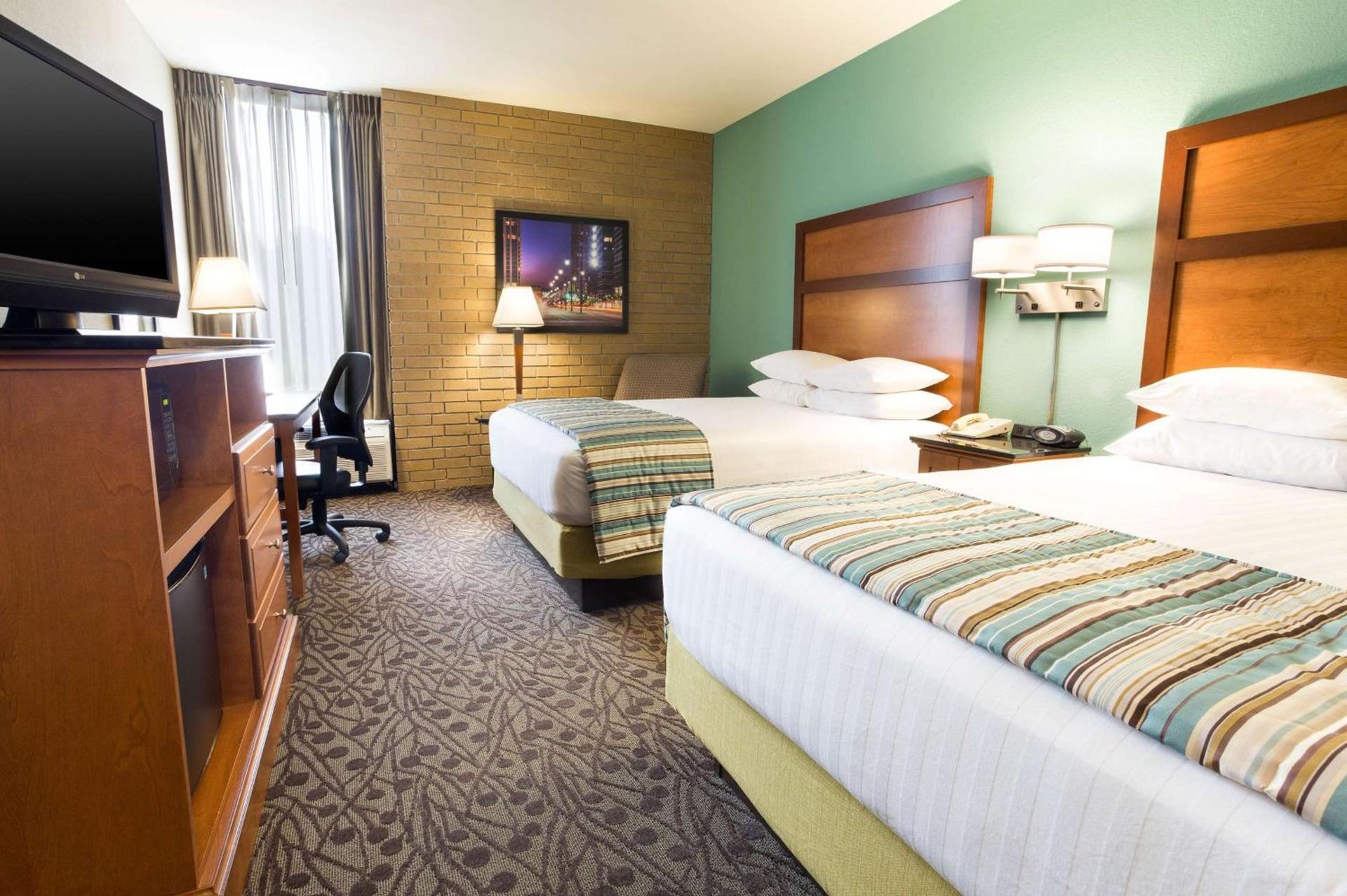 Drury Inn & Suites Atlanta Morrow photo 17