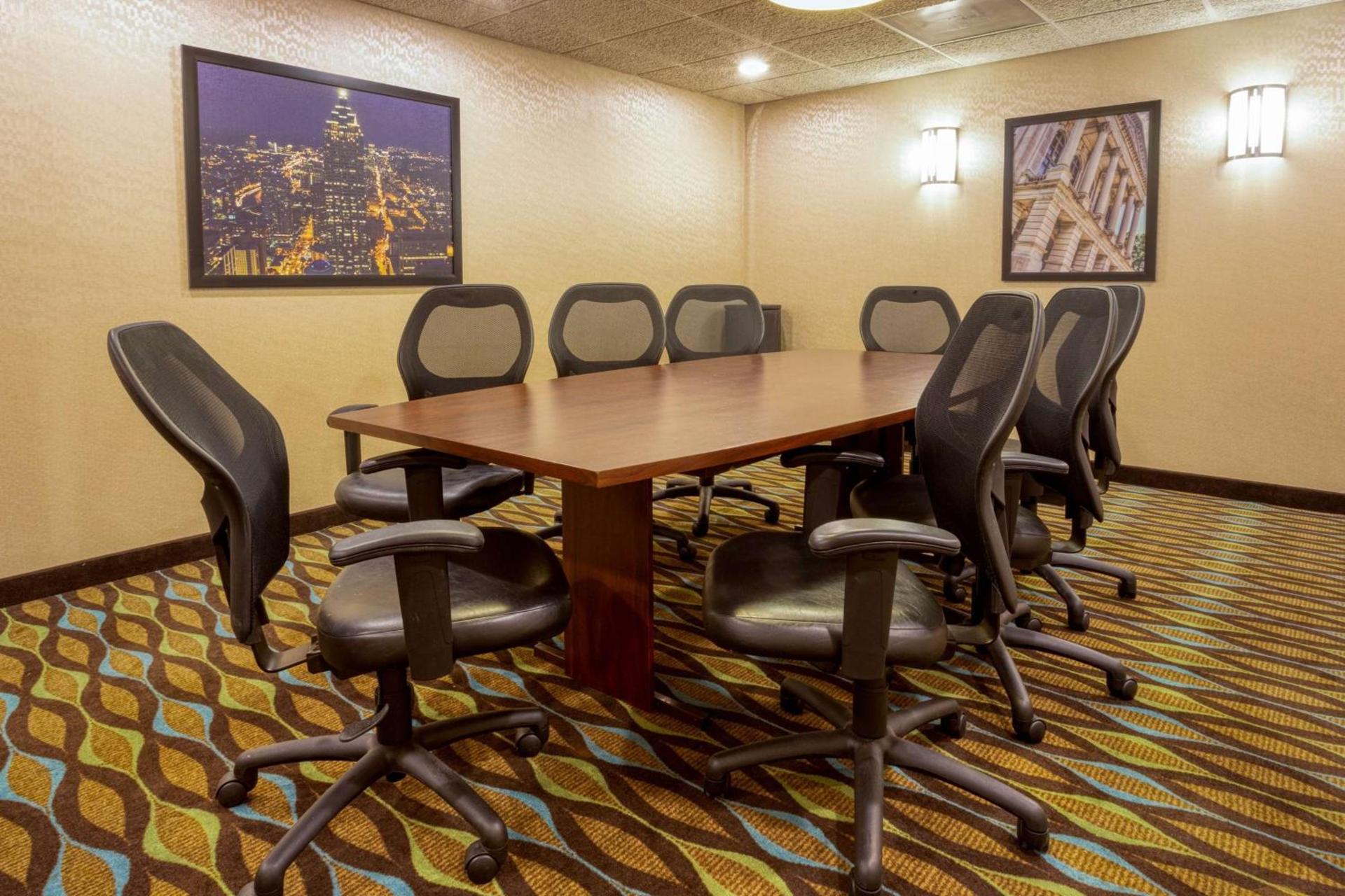 Drury Inn & Suites Atlanta Morrow photo 29