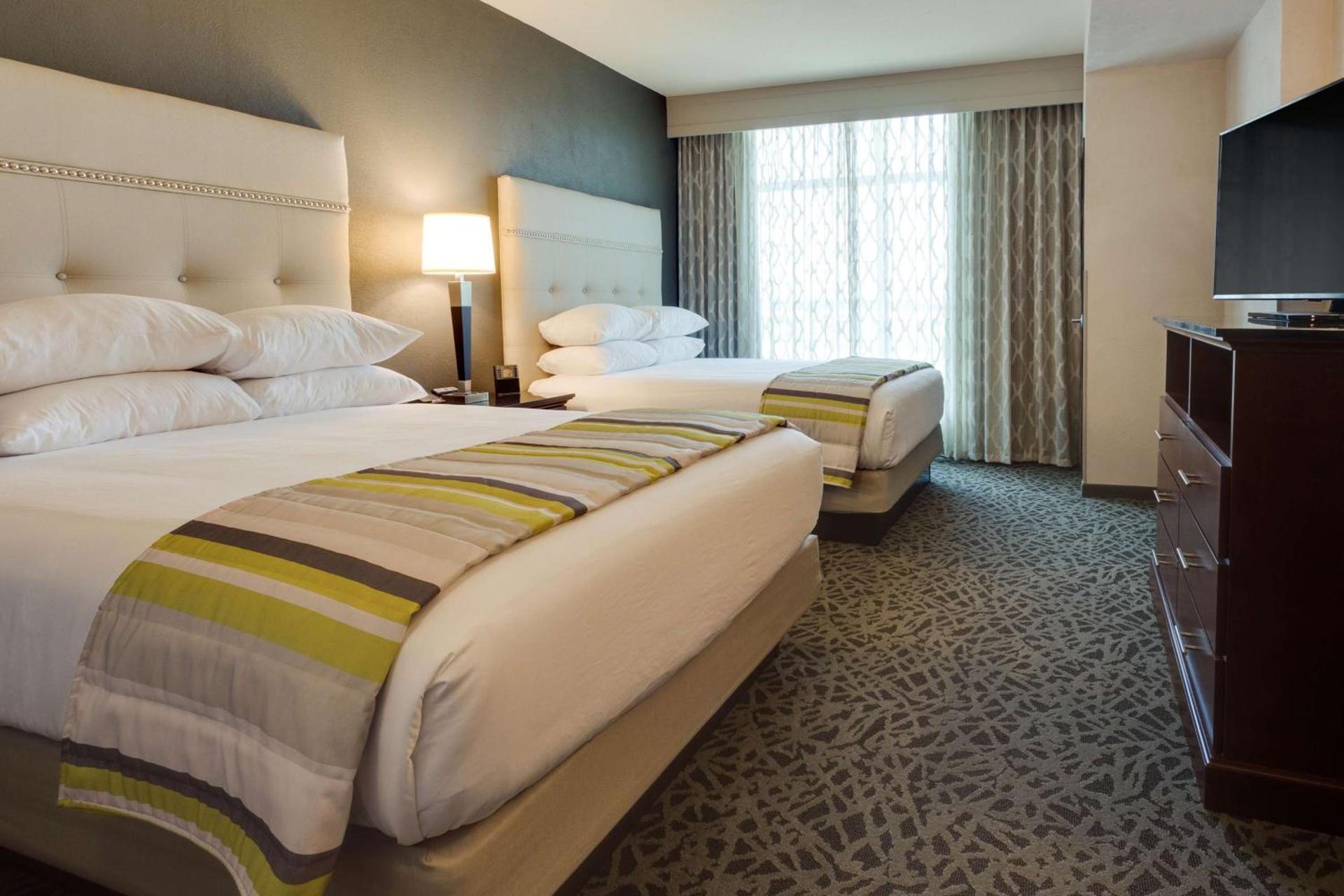 Drury Plaza Hotel Cape Girardeau Conference Center photo 9