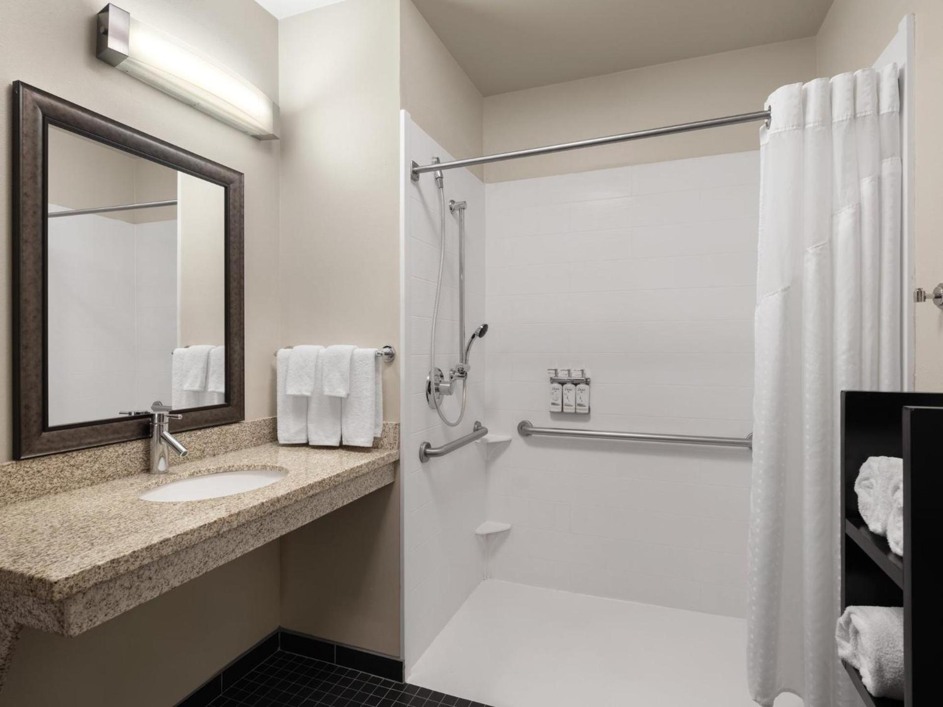Staybridge Suites Midvale by IHG photo 7