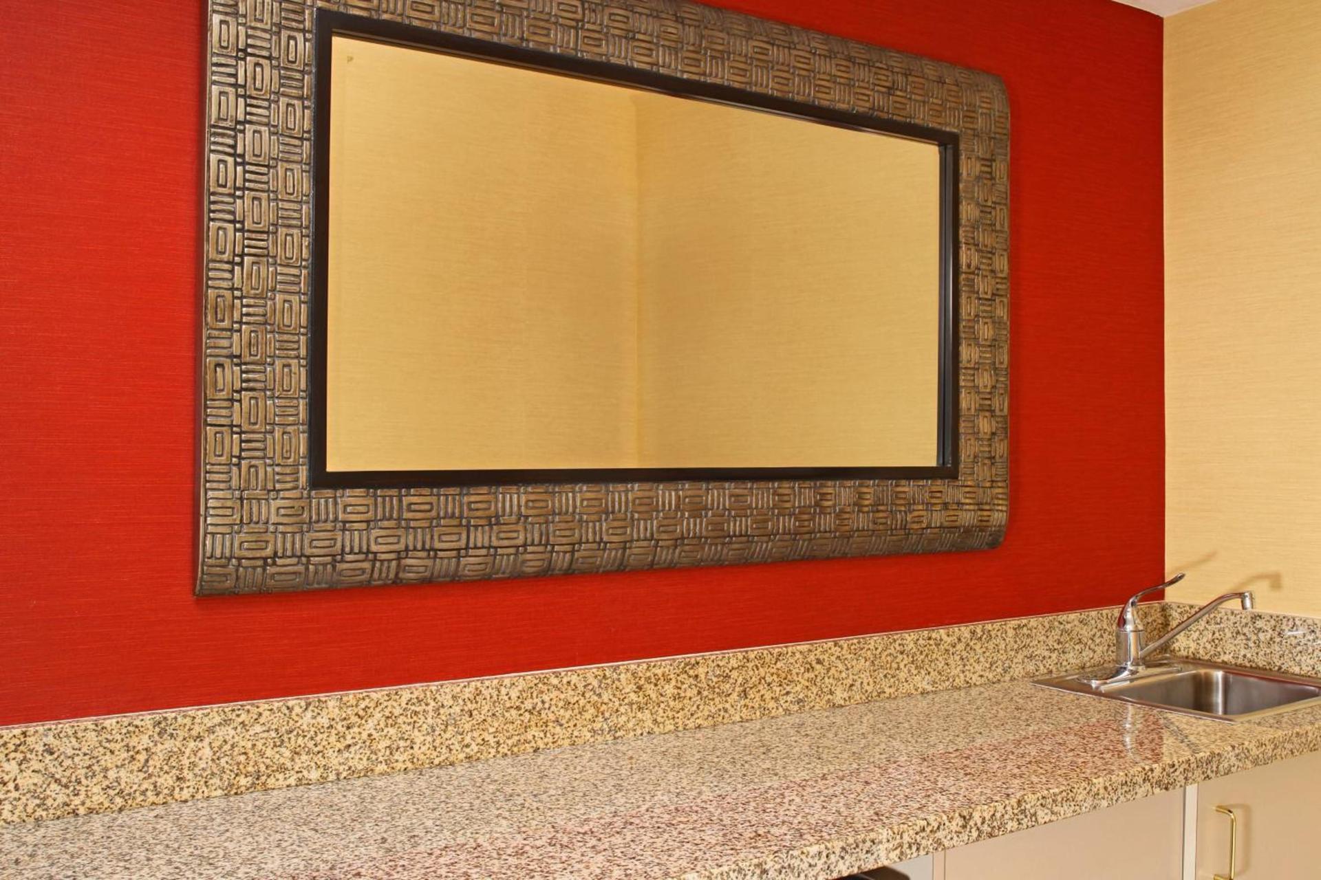 Courtyard by Marriott Baltimore Downtown Inner Harbor photo 10