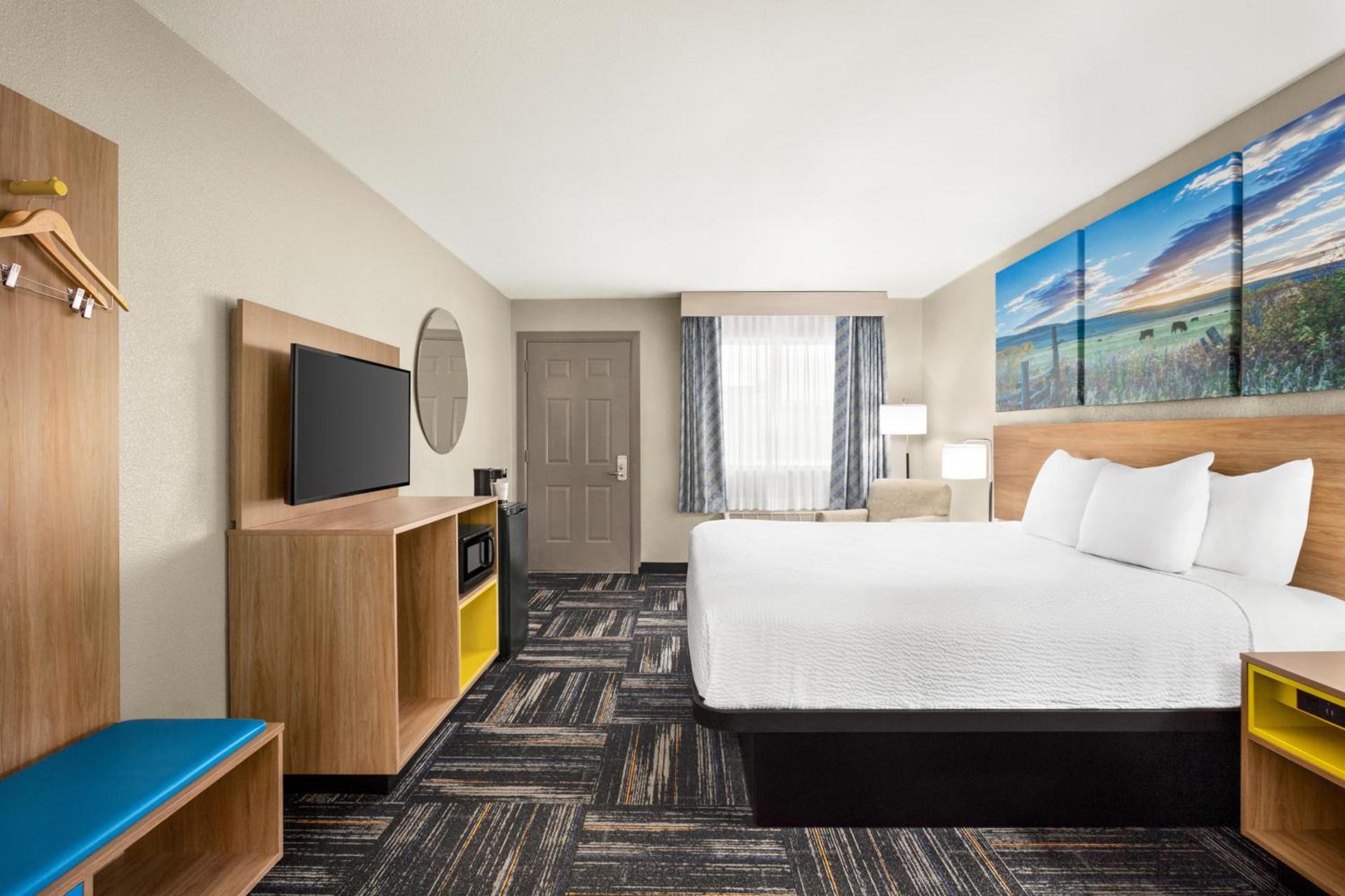 Days Inn by Wyndham Paris photo 6