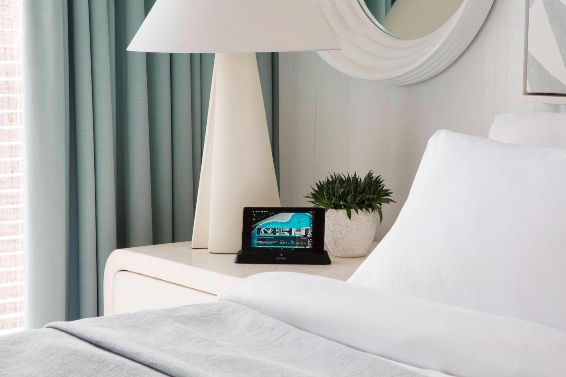 Avalon Hotel Beverly Hills, a Member of Design Hotels photo 28