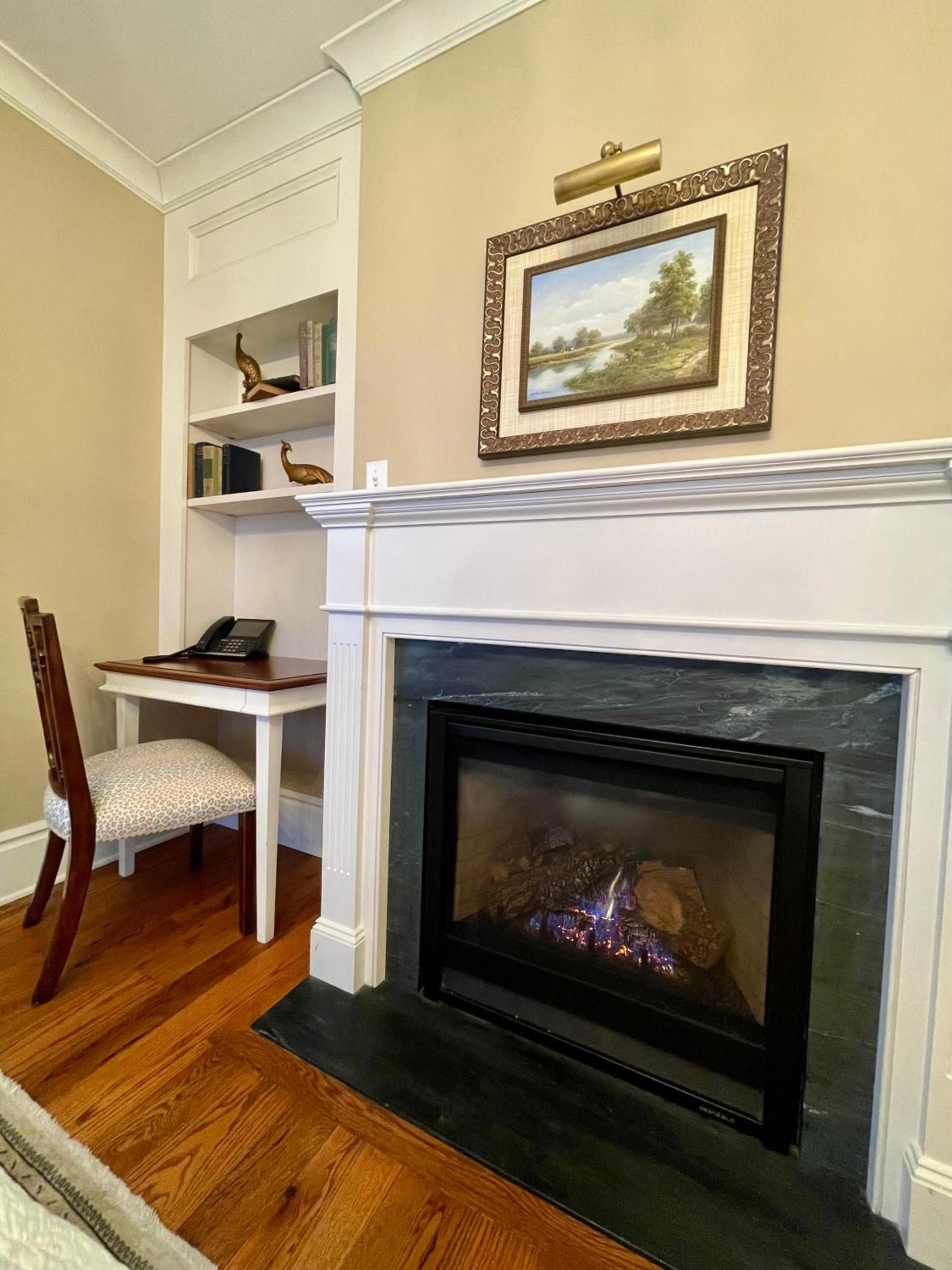 Hannum House photo 10