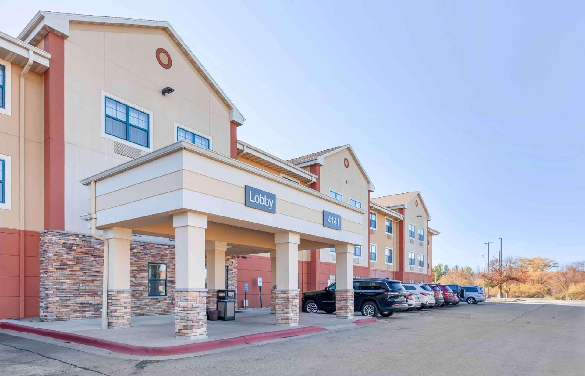 Extended Stay America Select Suites - Appleton - Fox Cities photo 2