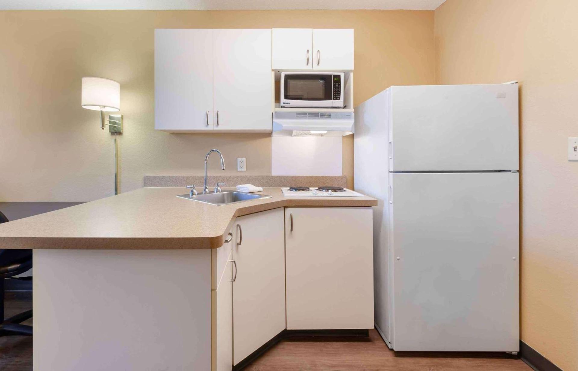Extended Stay America Select Suites - Appleton - Fox Cities photo 9
