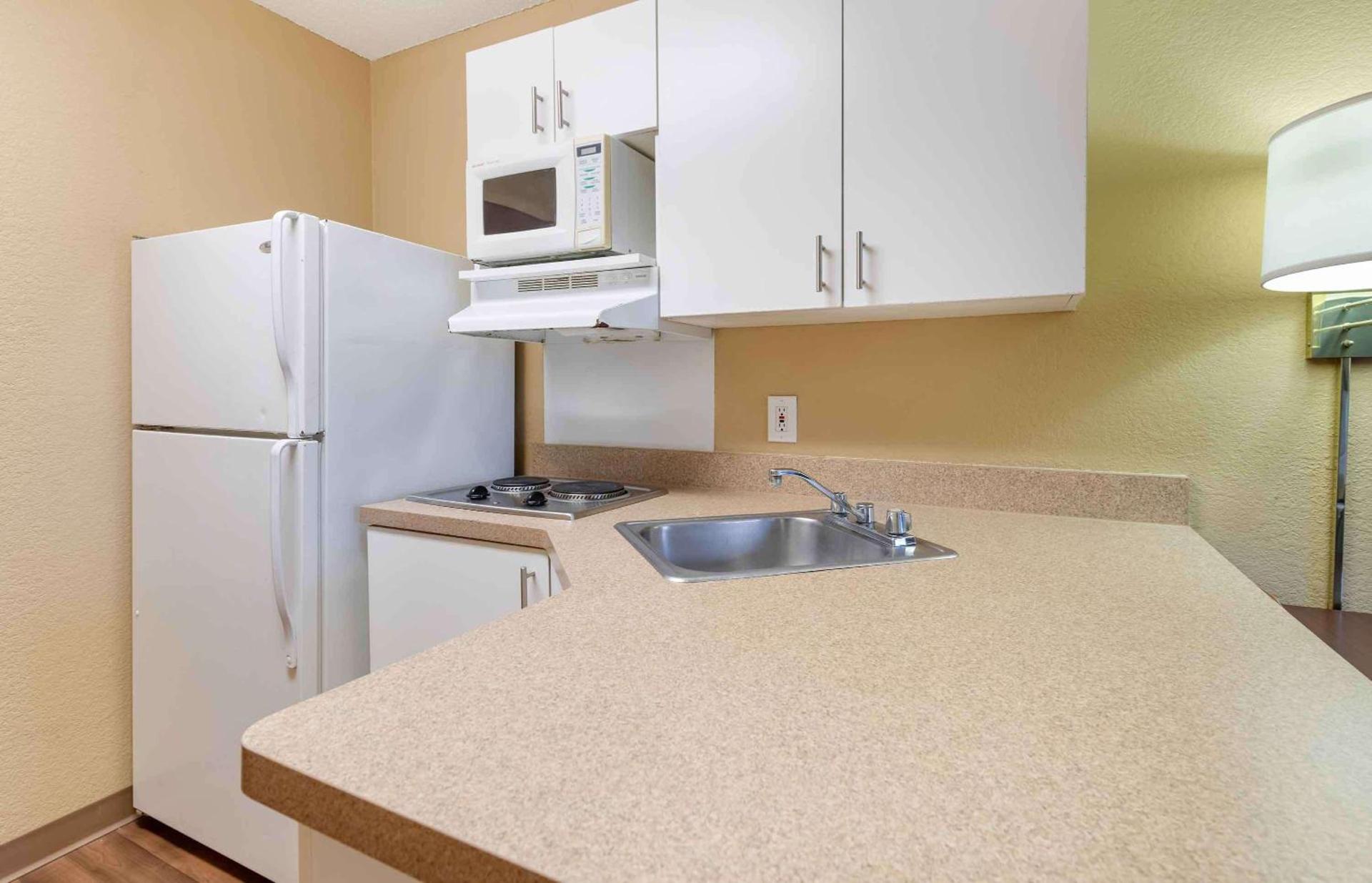 Studio 6 Extended Stay Minneapolis Airport Eagan MN photo 10